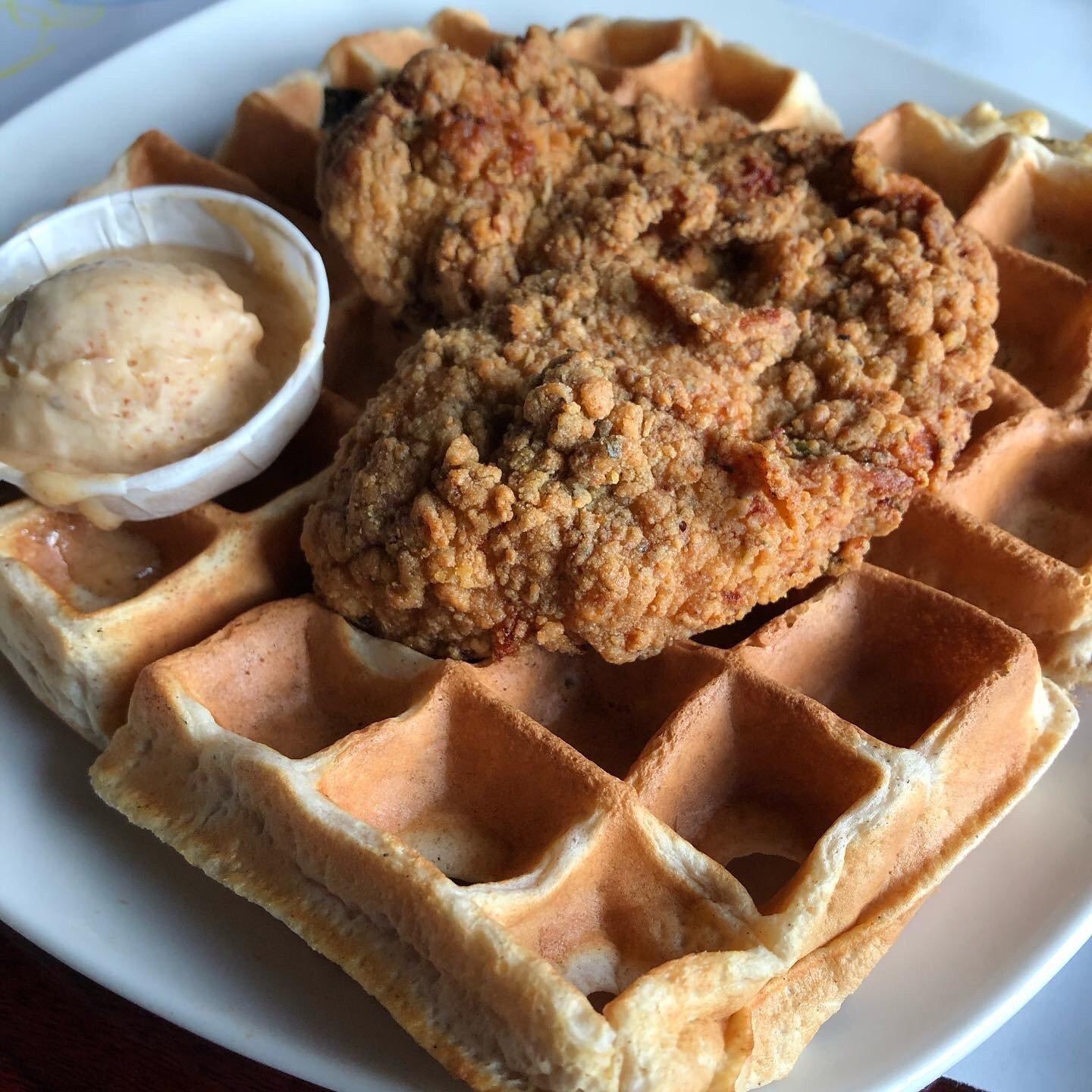 Dame's Chicken & Waffles