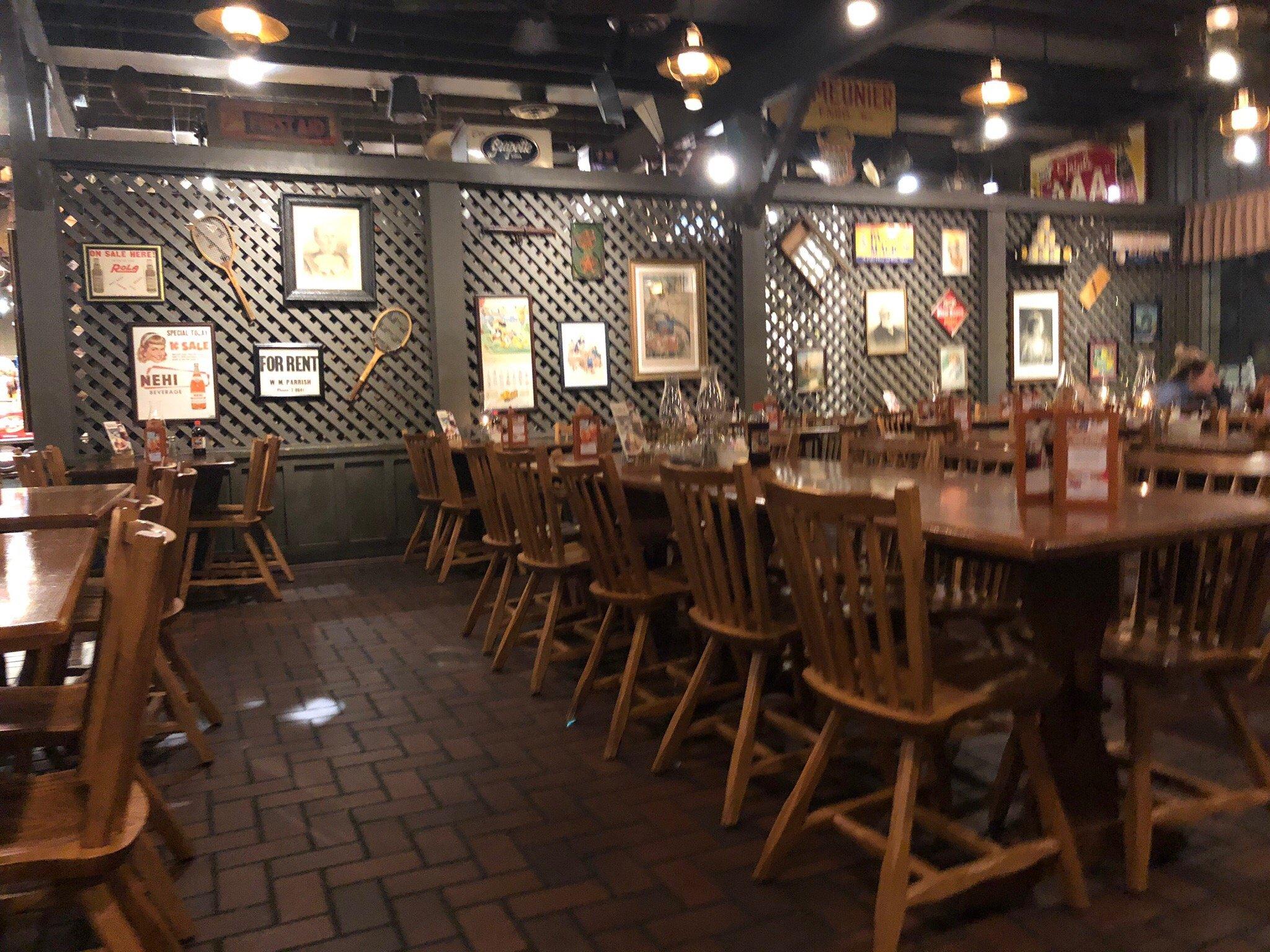 Cracker Barrel Old Country Store