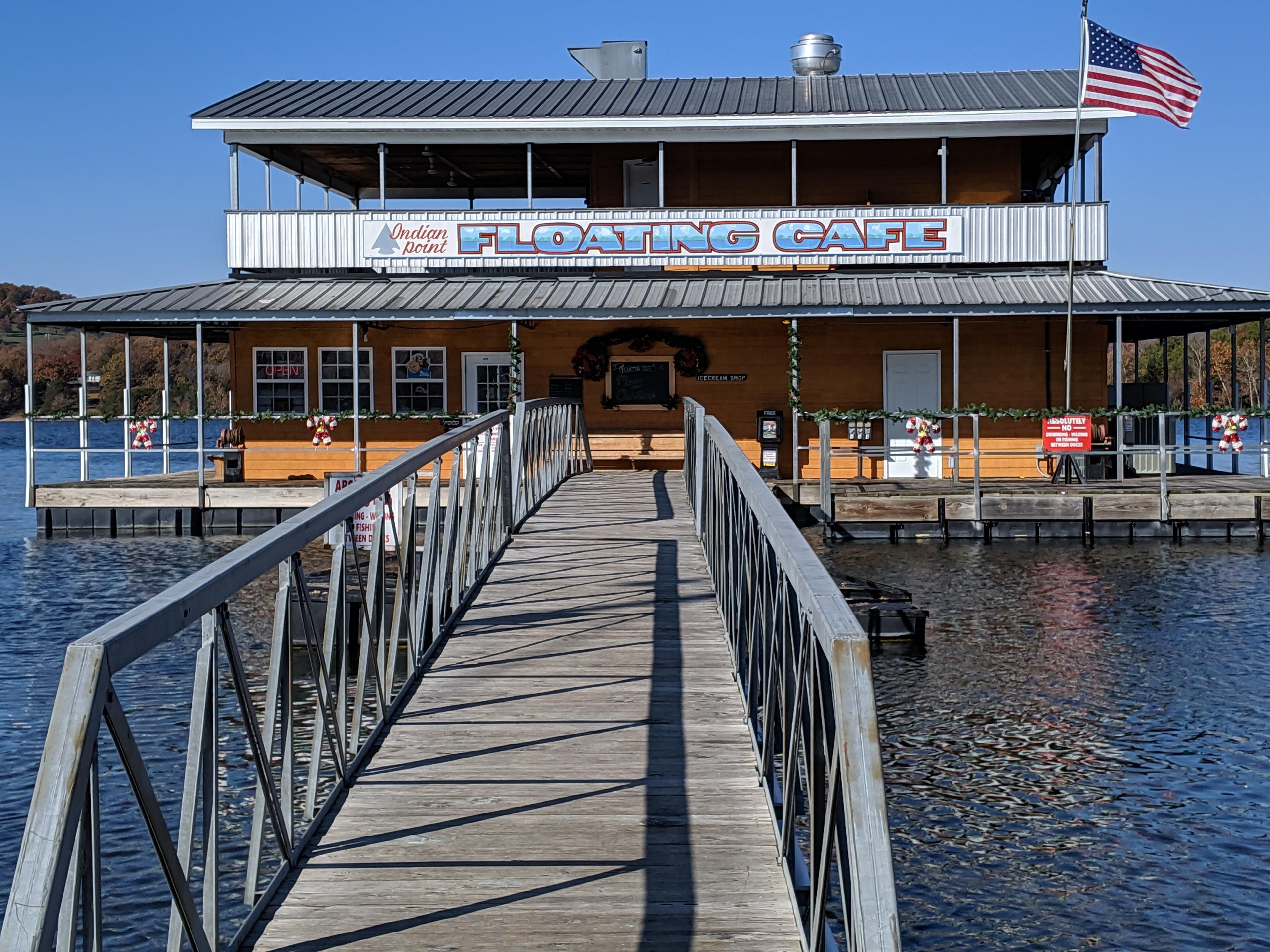 Floating Cafe