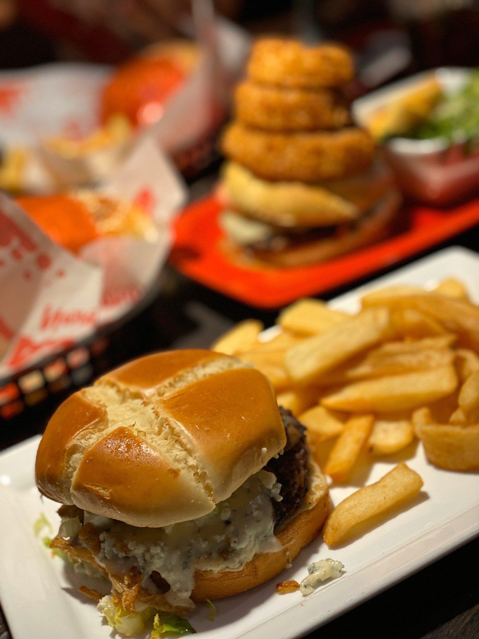 Red Robin Gourmet Burgers and Brews