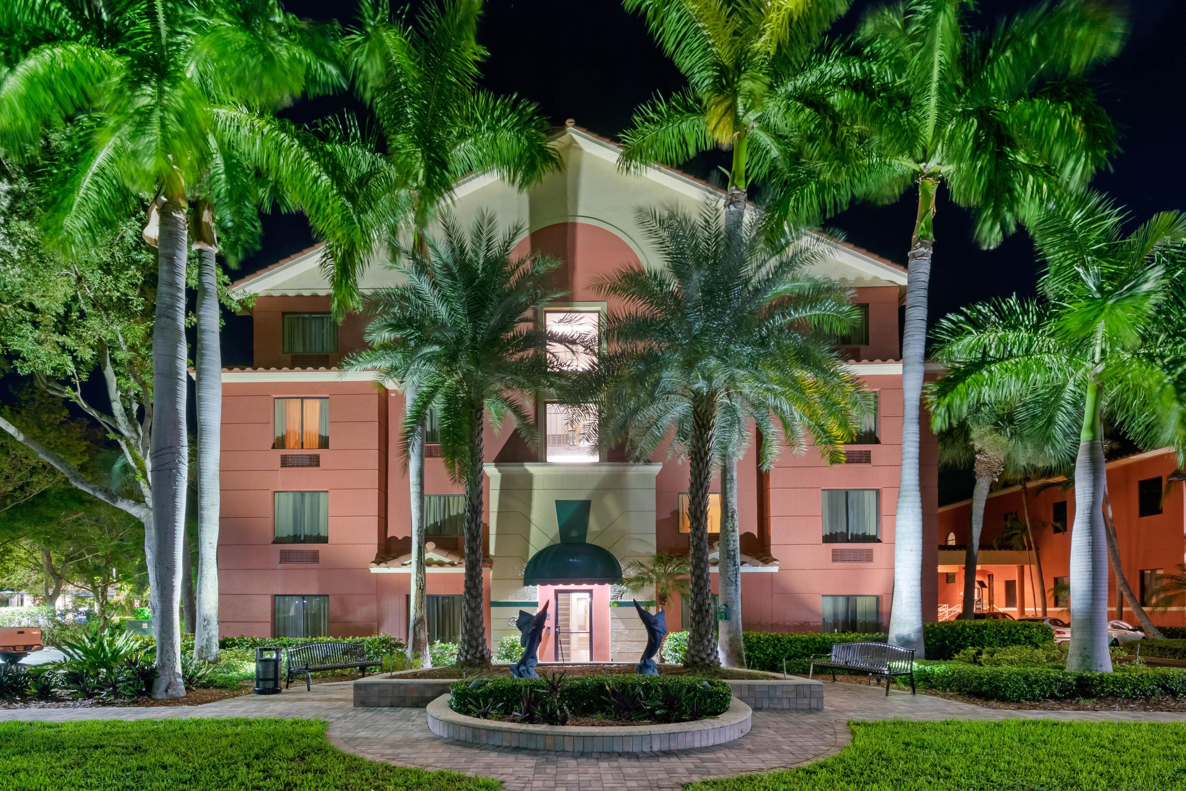 Best Western Plus Palm Beach Gardens Hotel & Suites and Conference Ct