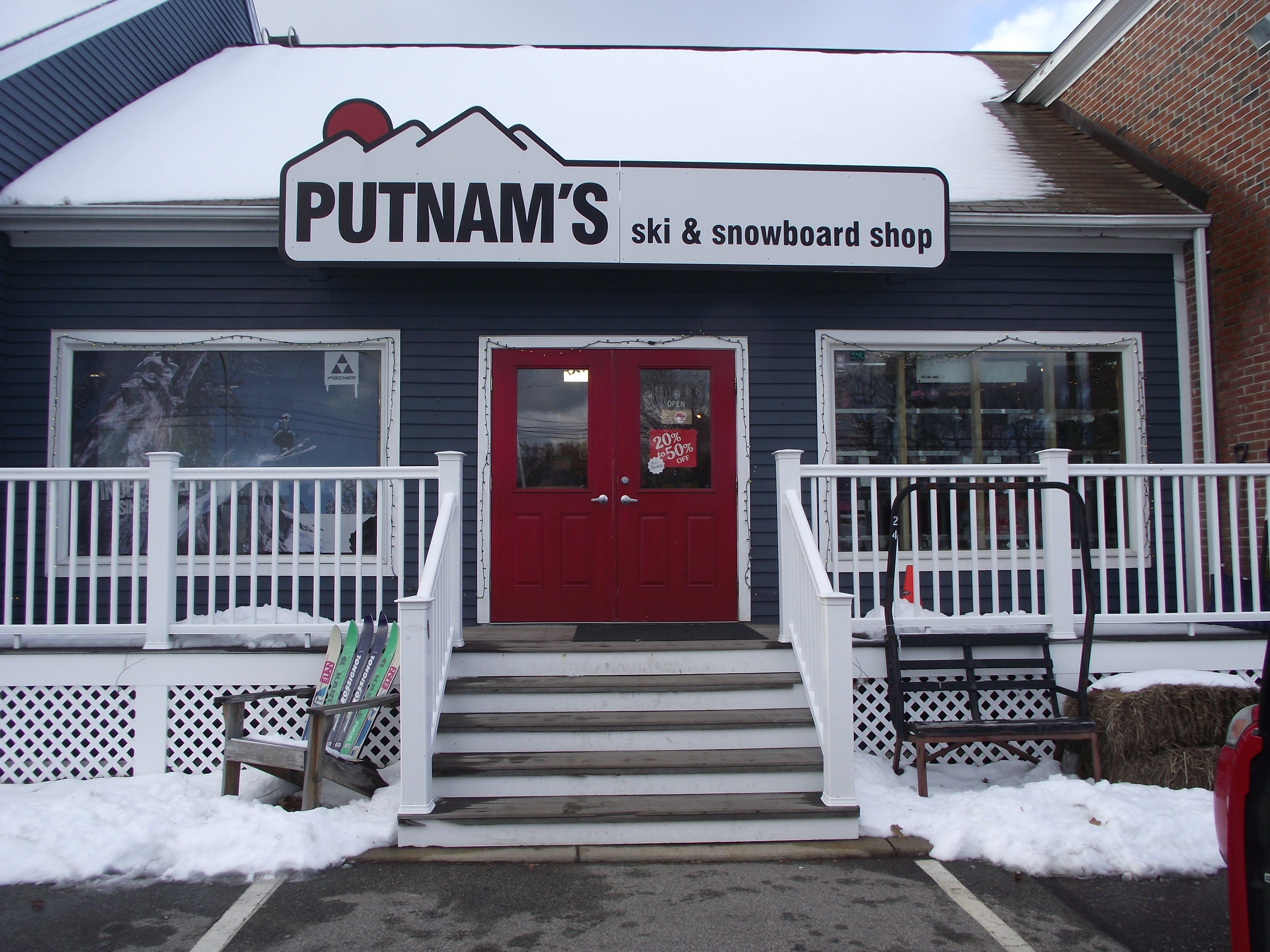 Putnam's Ski & Snowboard Shop