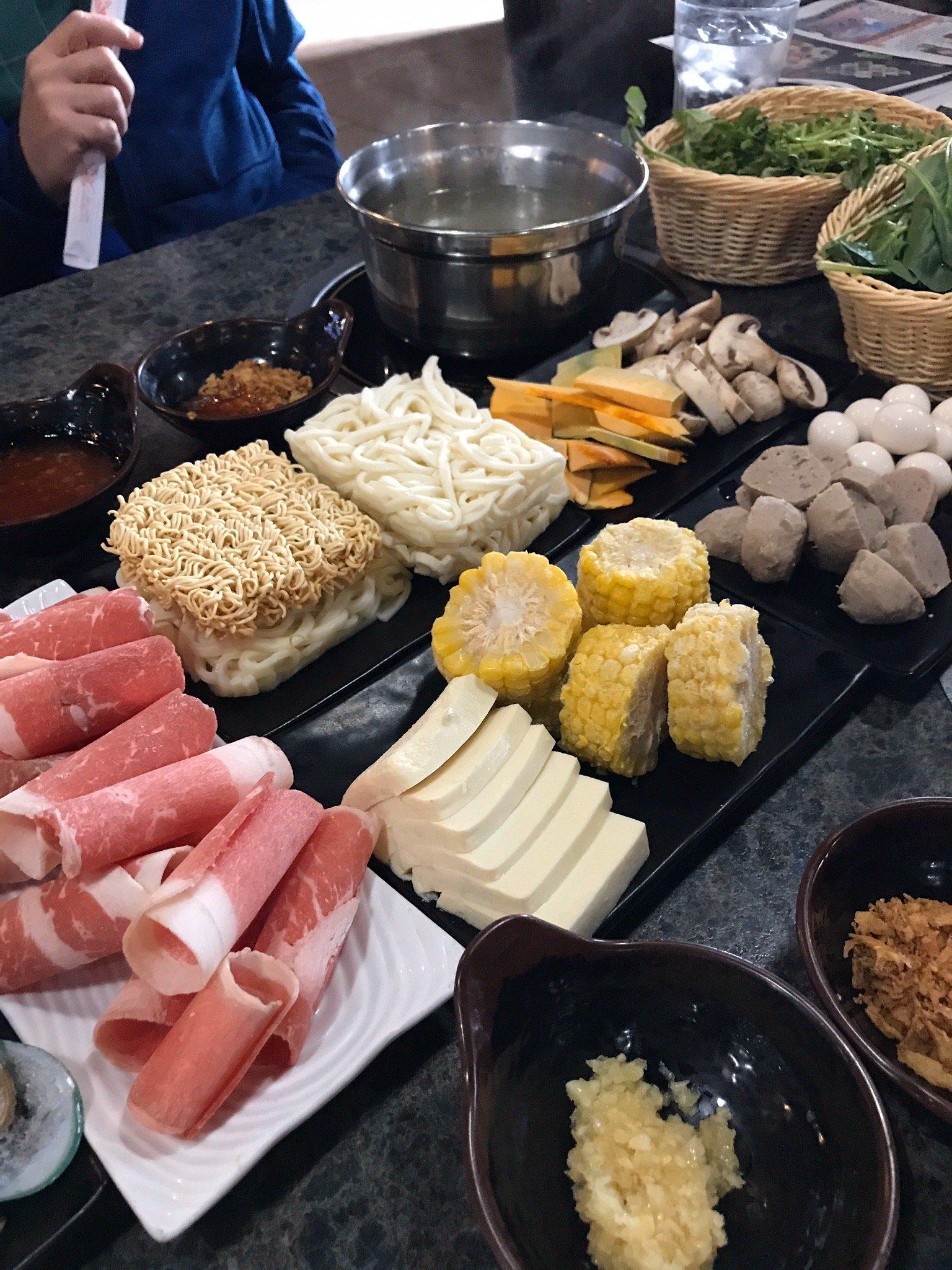 Aki Asian Hot Pot