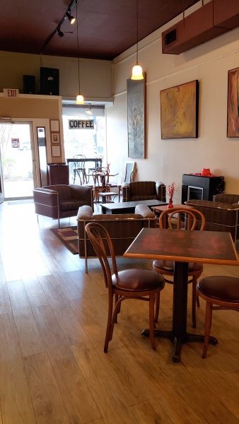 Govan's Salon & Coffee Cafe