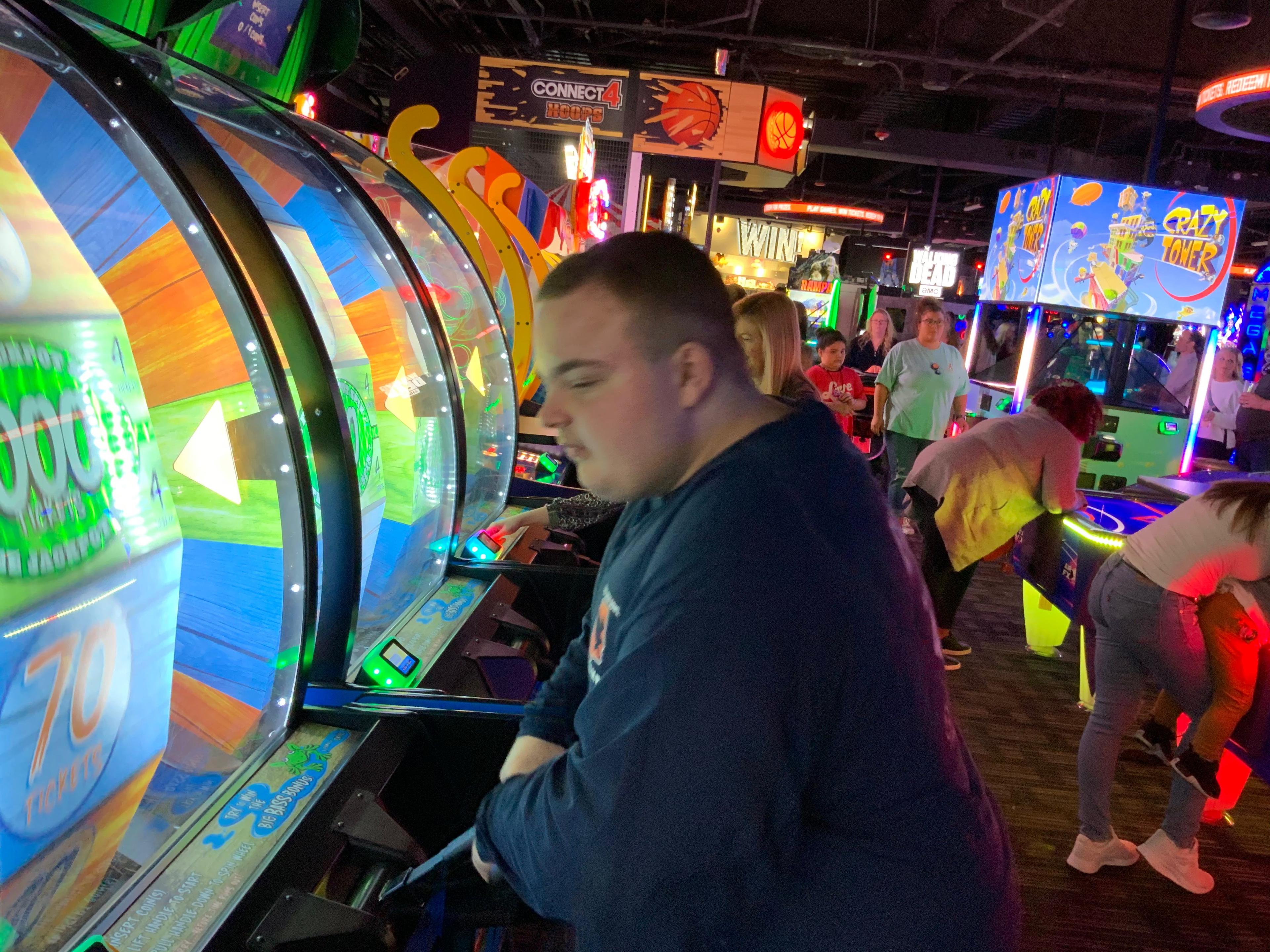 Dave & Buster's - Arcade