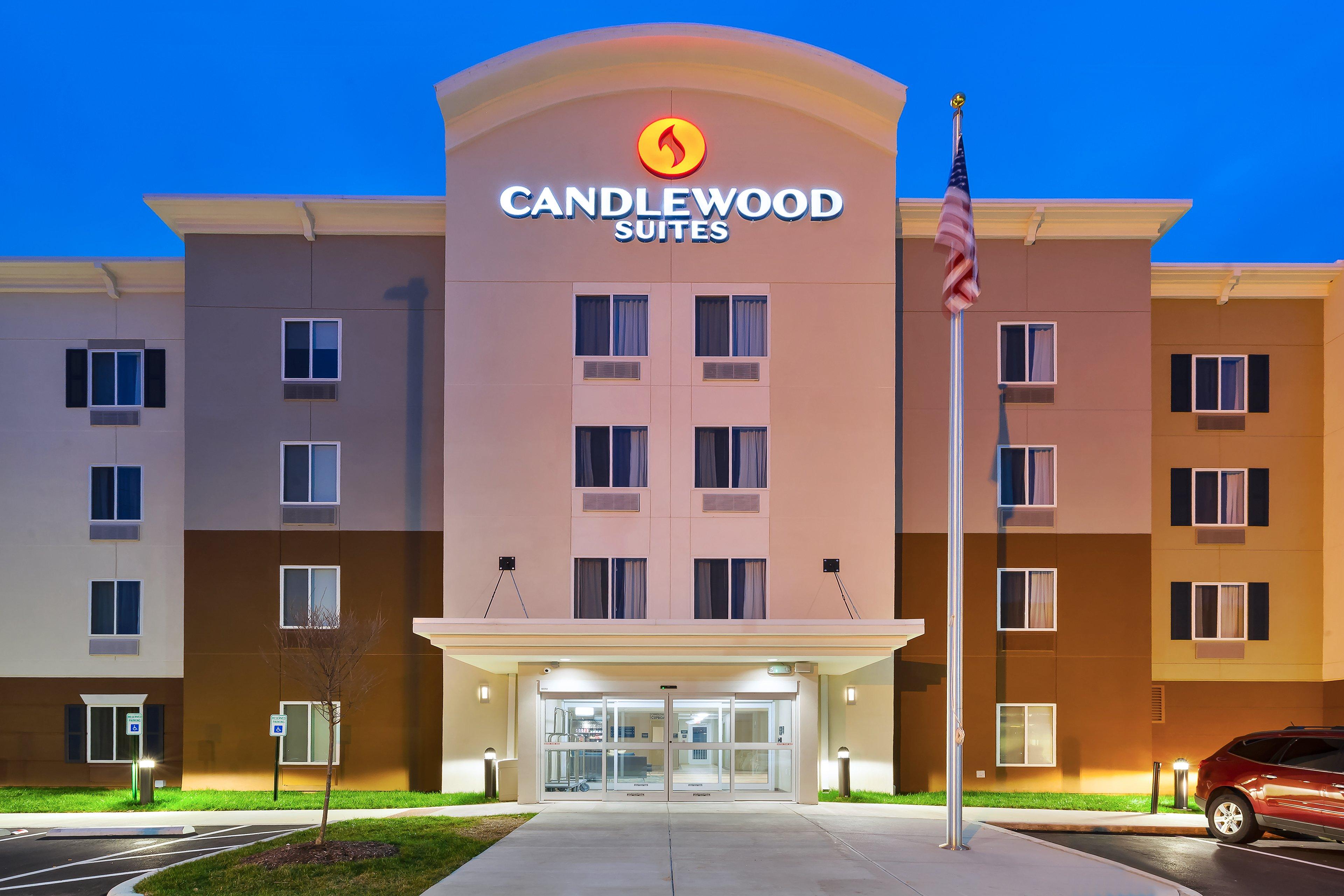 Candlewood Suites Louisville-NE Downtown Area, An IHG Hotel