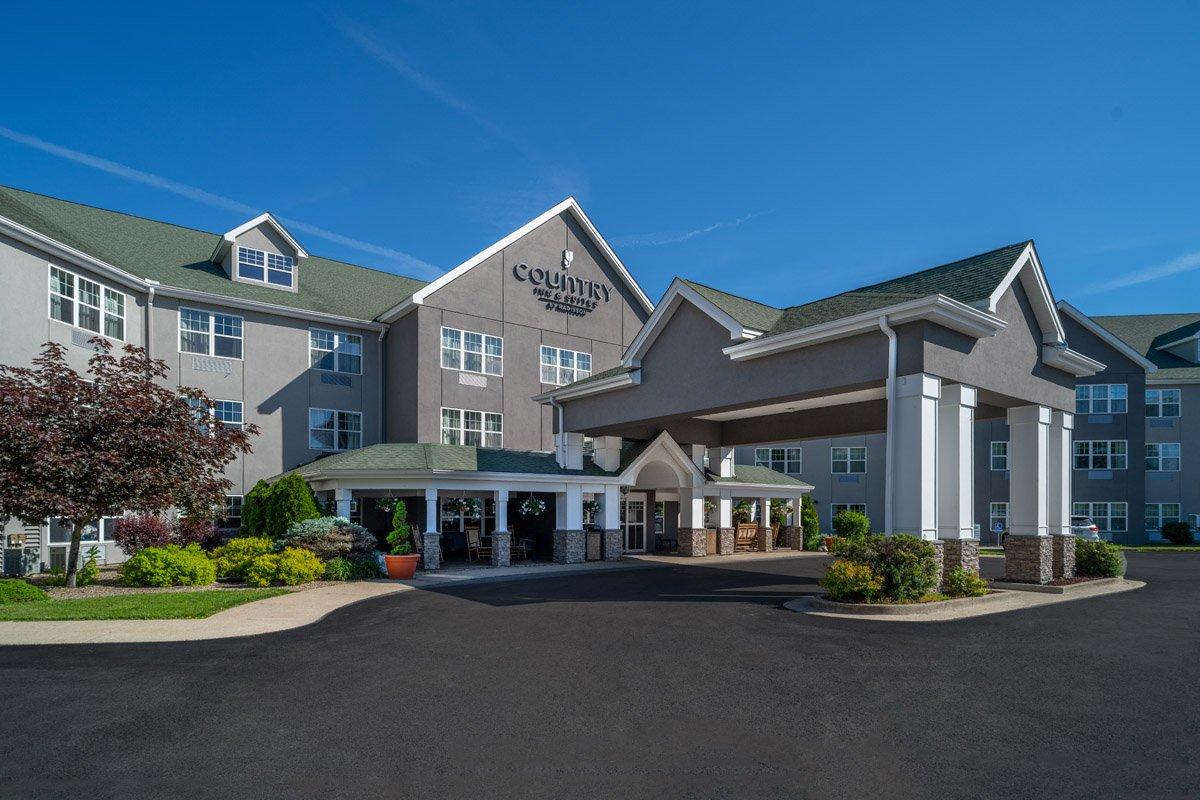 Country Inn & Suites By Radisson, Beckley, WV