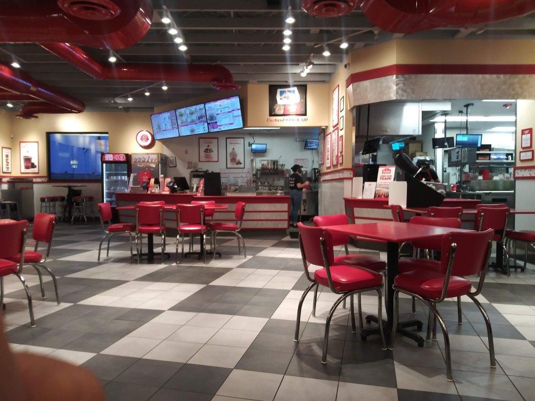 Freddy's Frozen Custard & Steakburgers