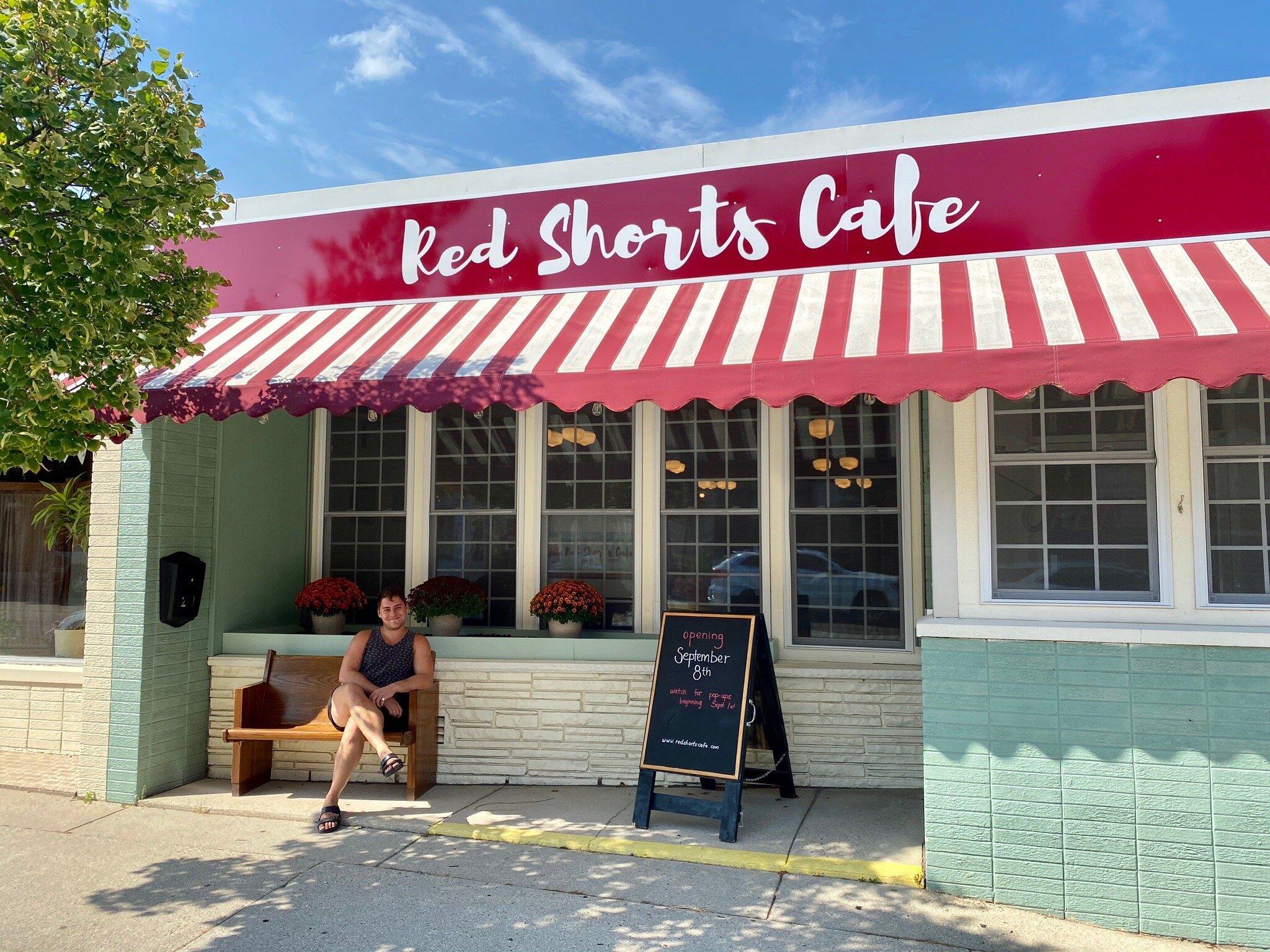 Red Shorts Cafe