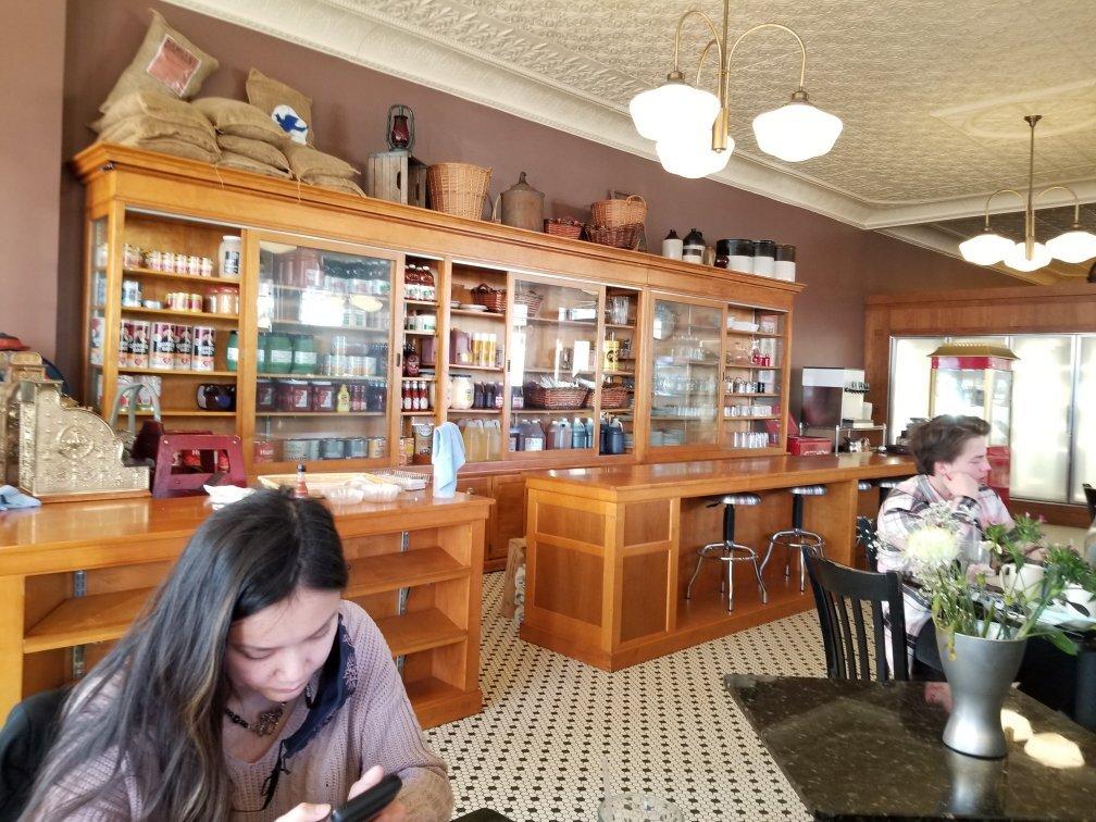 Mansour's Grocery & Coffee