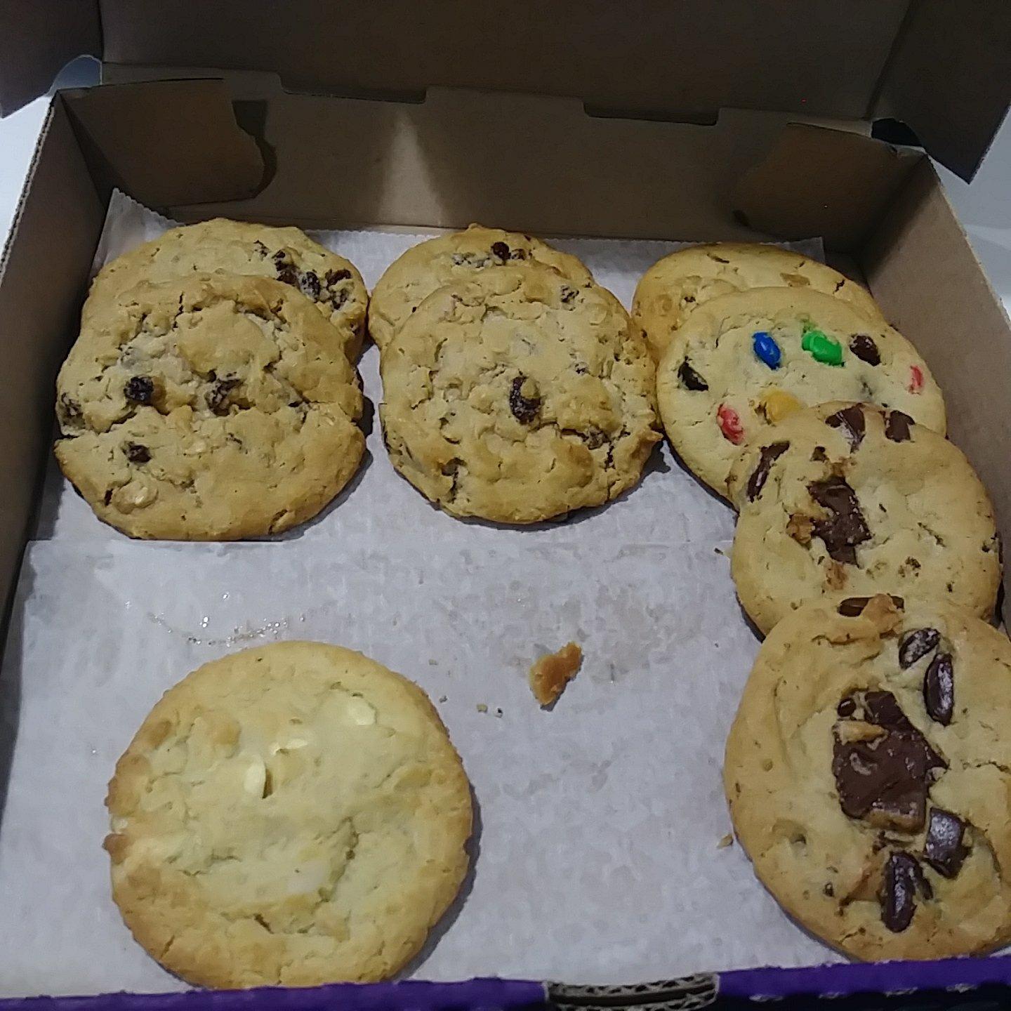 Insomnia Cookies