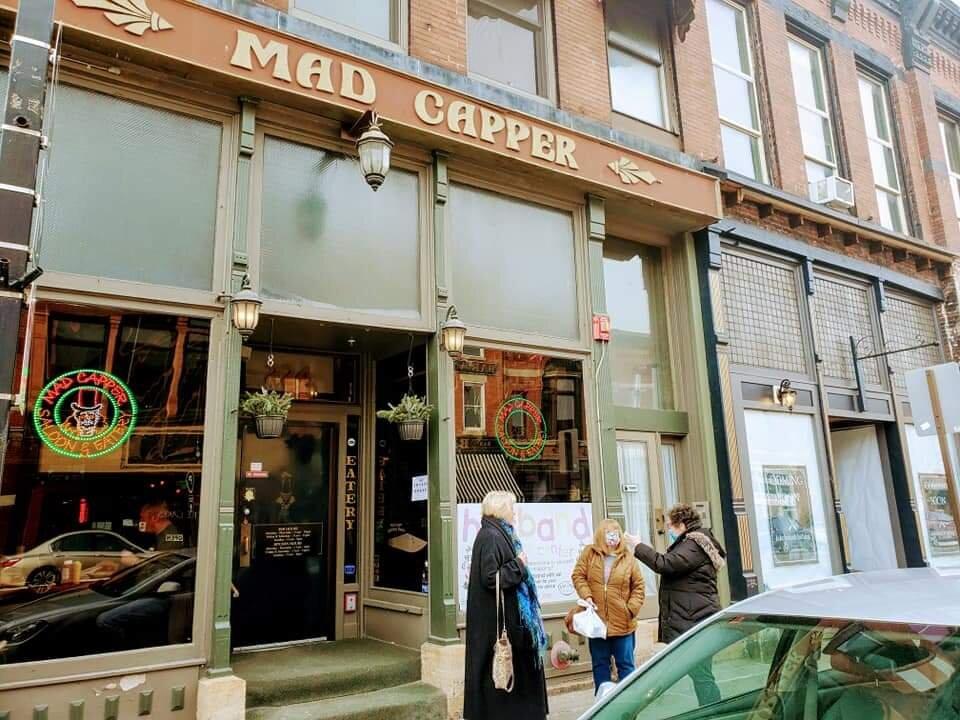 Mad Capper Saloon & Eatery