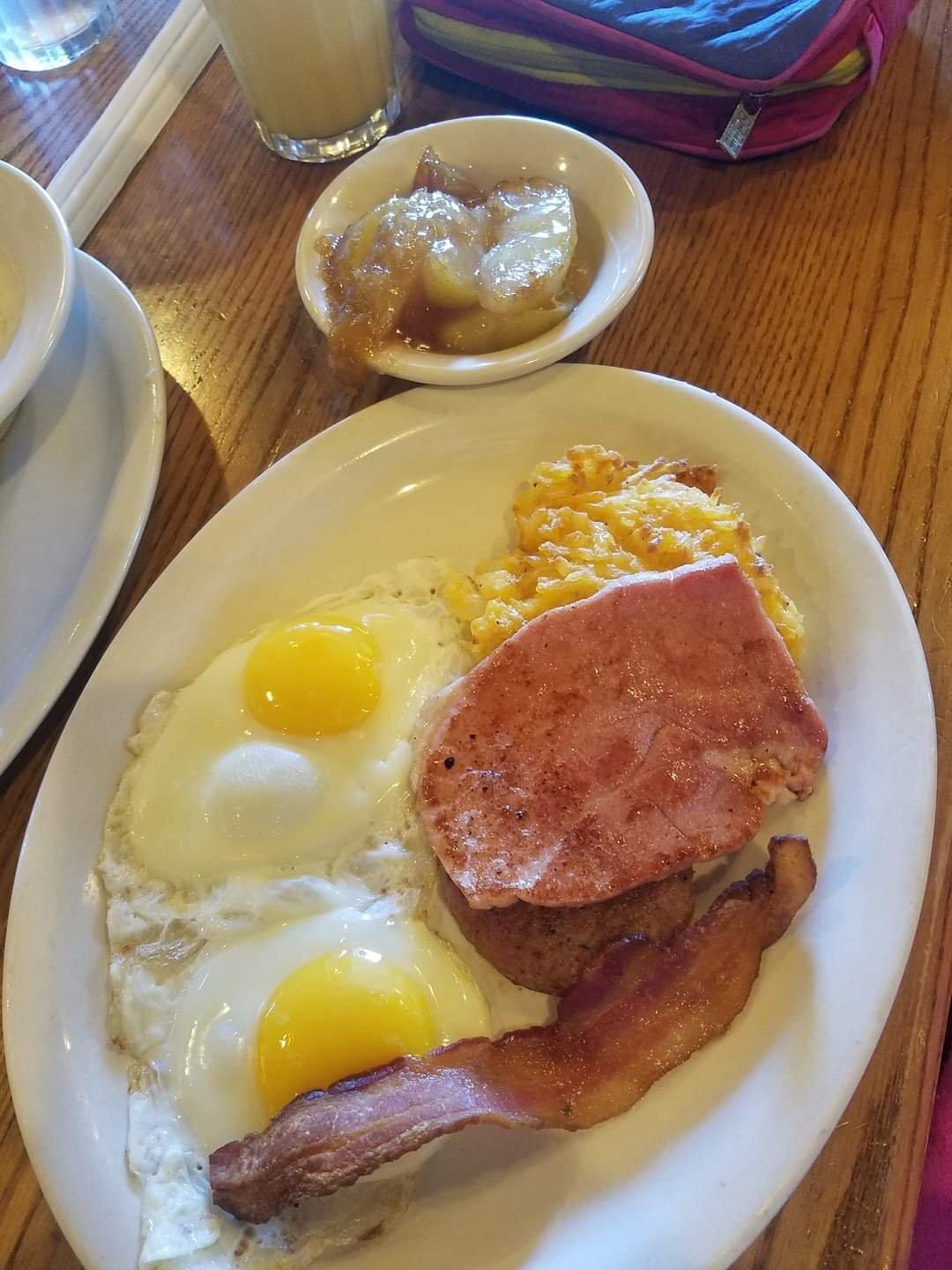 Cracker Barrel Old Country Store