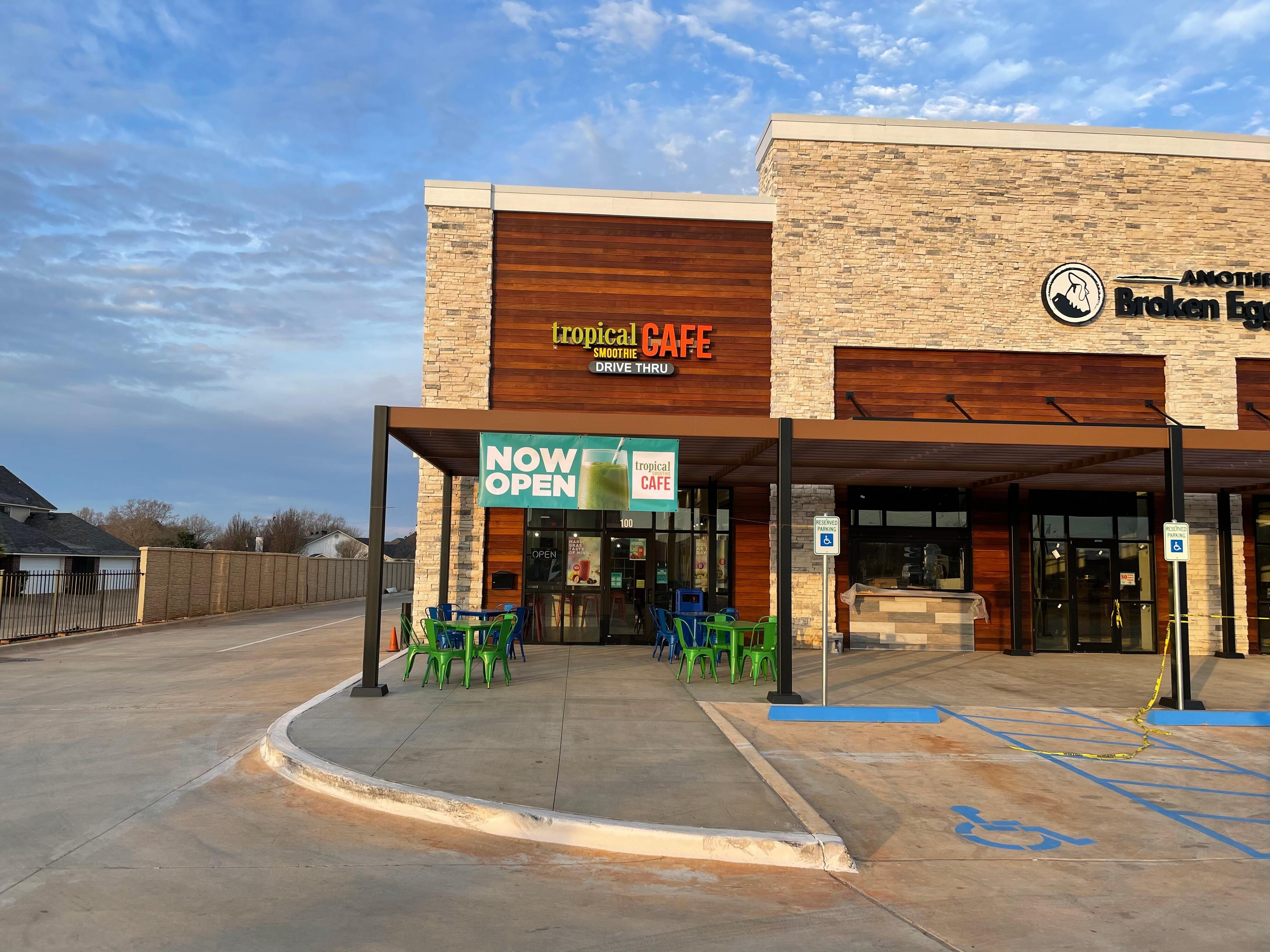 Tropical Smoothie Cafe