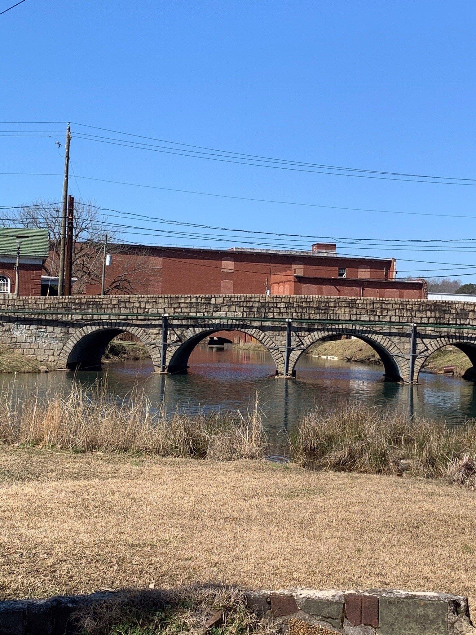 The Lindale Mill