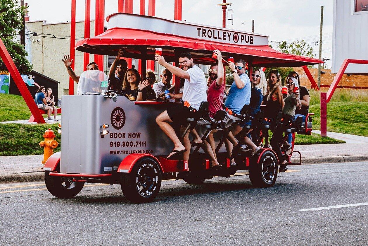 Trolley Pub - San Antonio