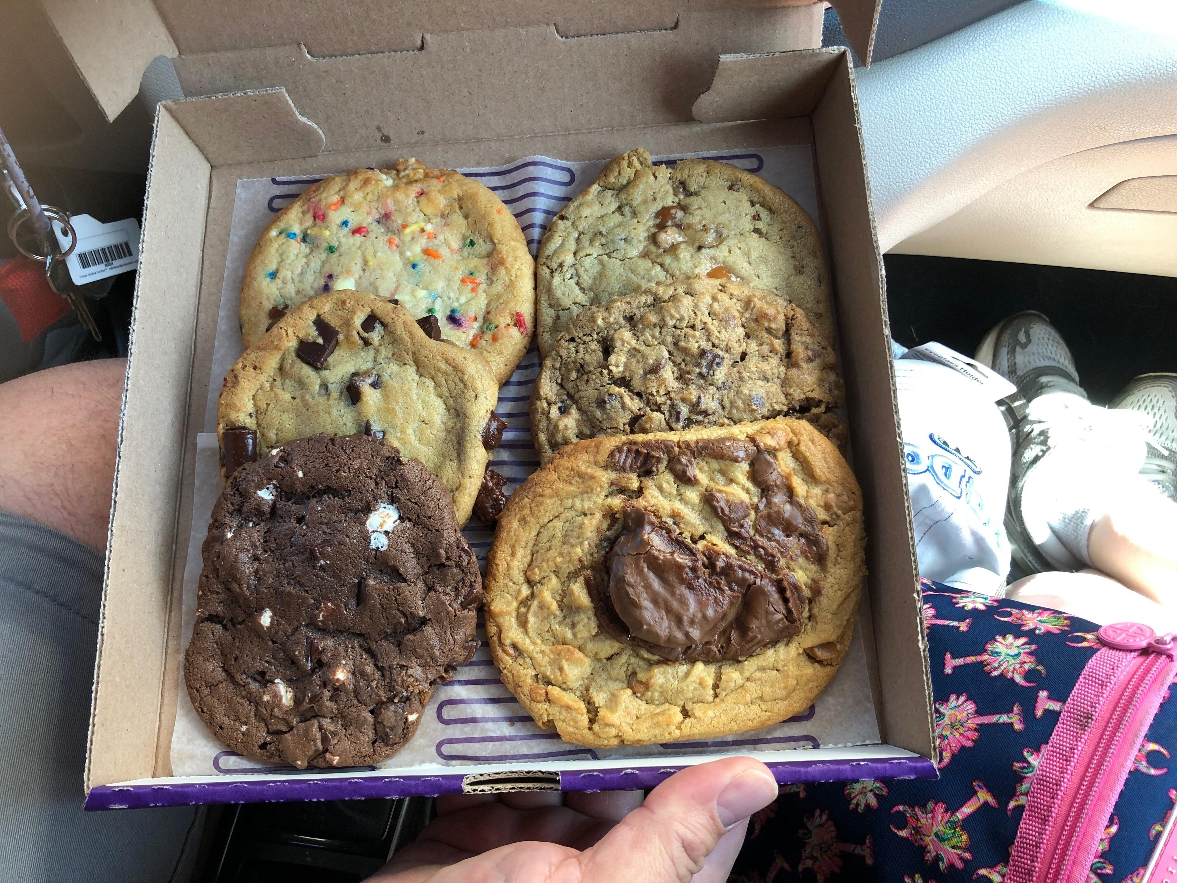 Insomnia Cookies