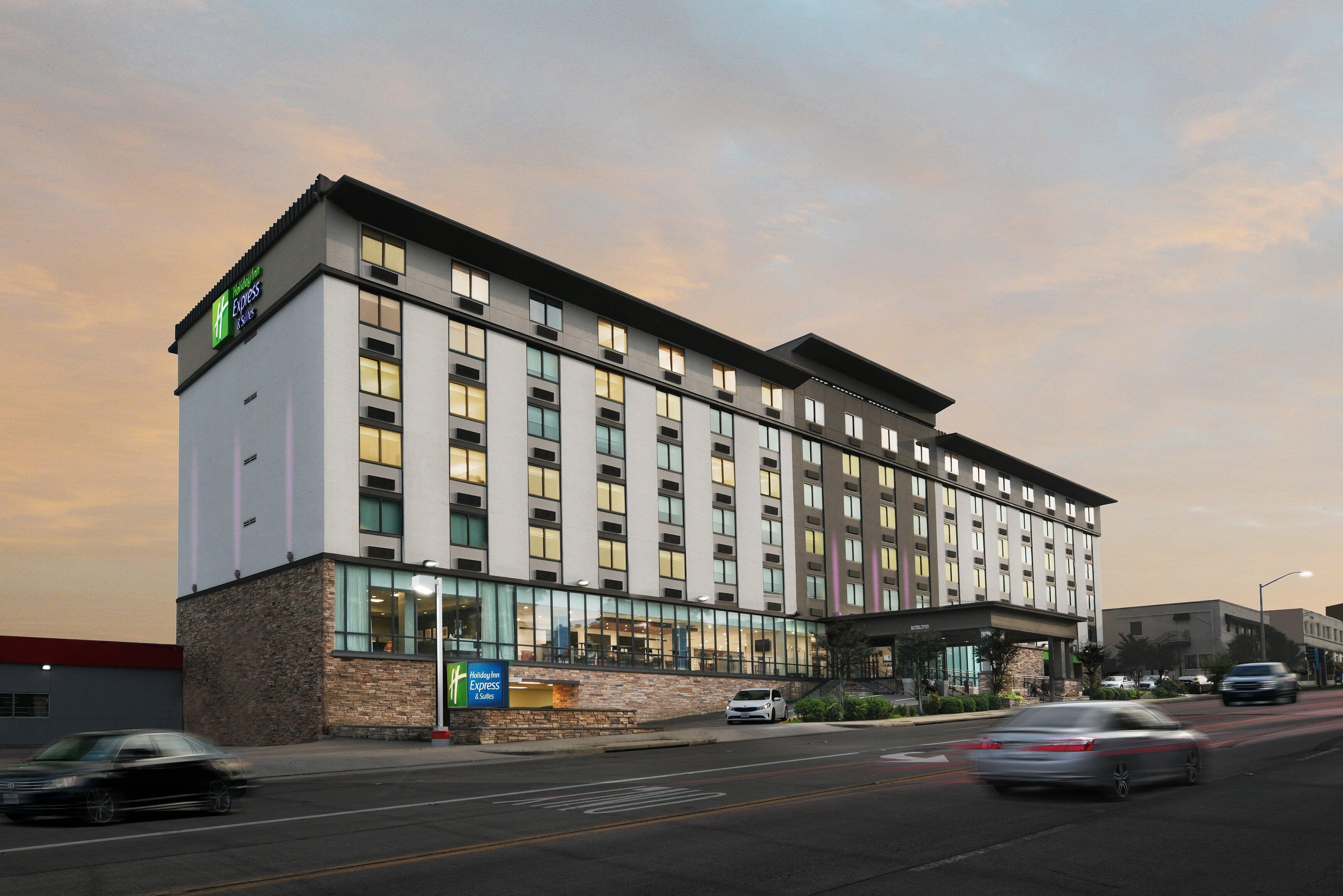 Holiday Inn Express & Suites Fort Worth Downtown, an IHG Hotel