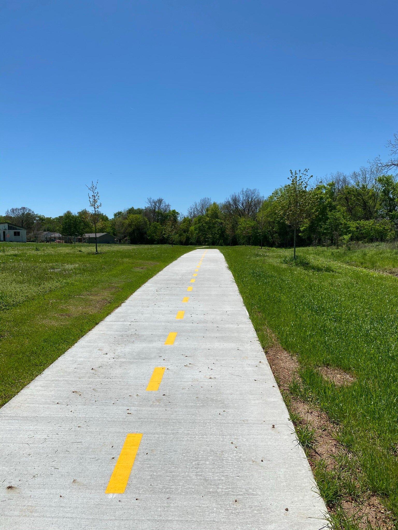 Walk/bike Scenic Trail