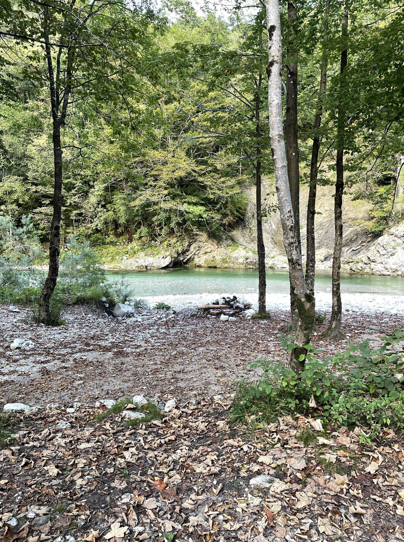 Torrente Arzino - Spiaggia Pert - Monte Prat Hiking Trail