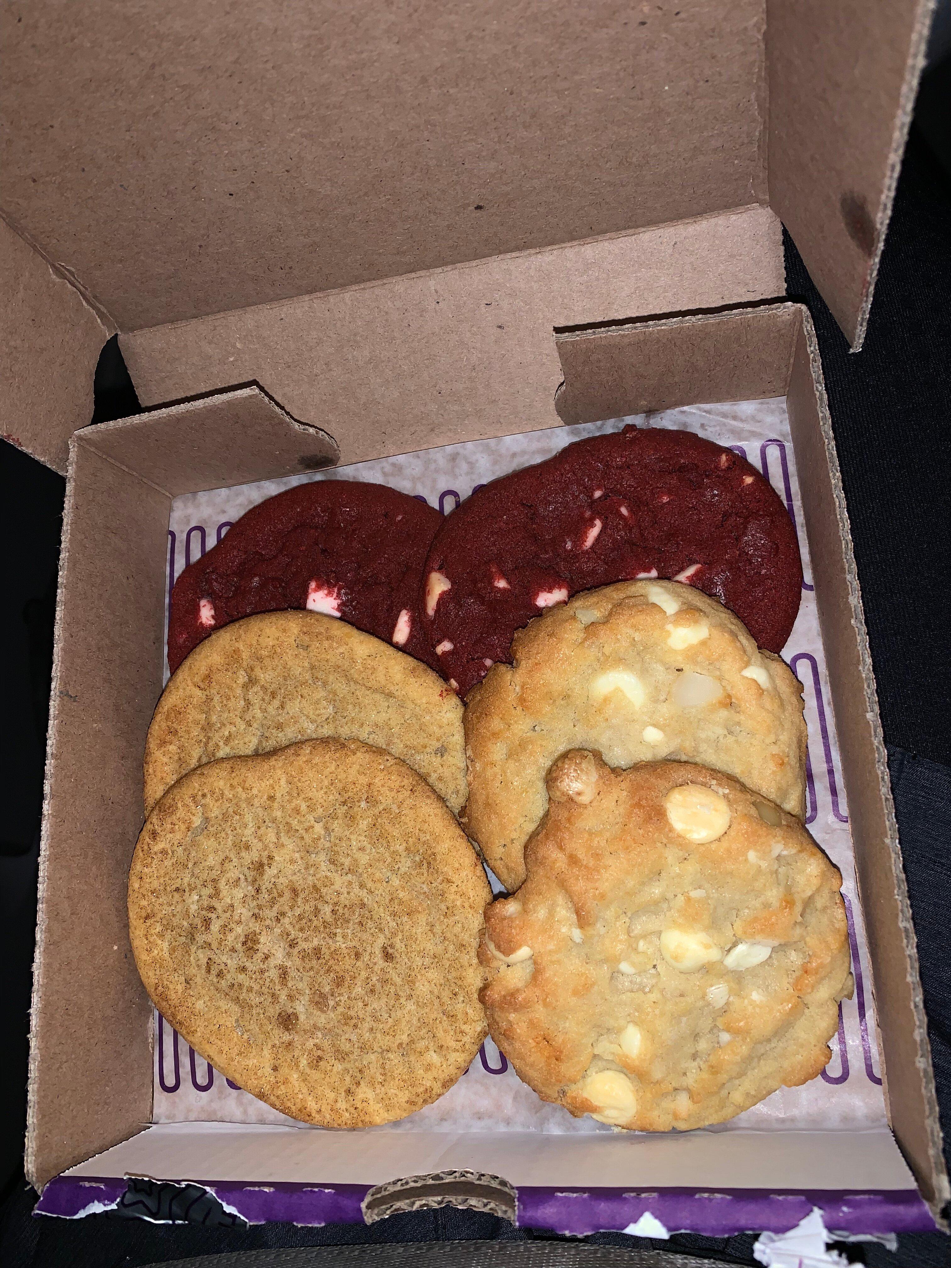 Insomnia Cookies