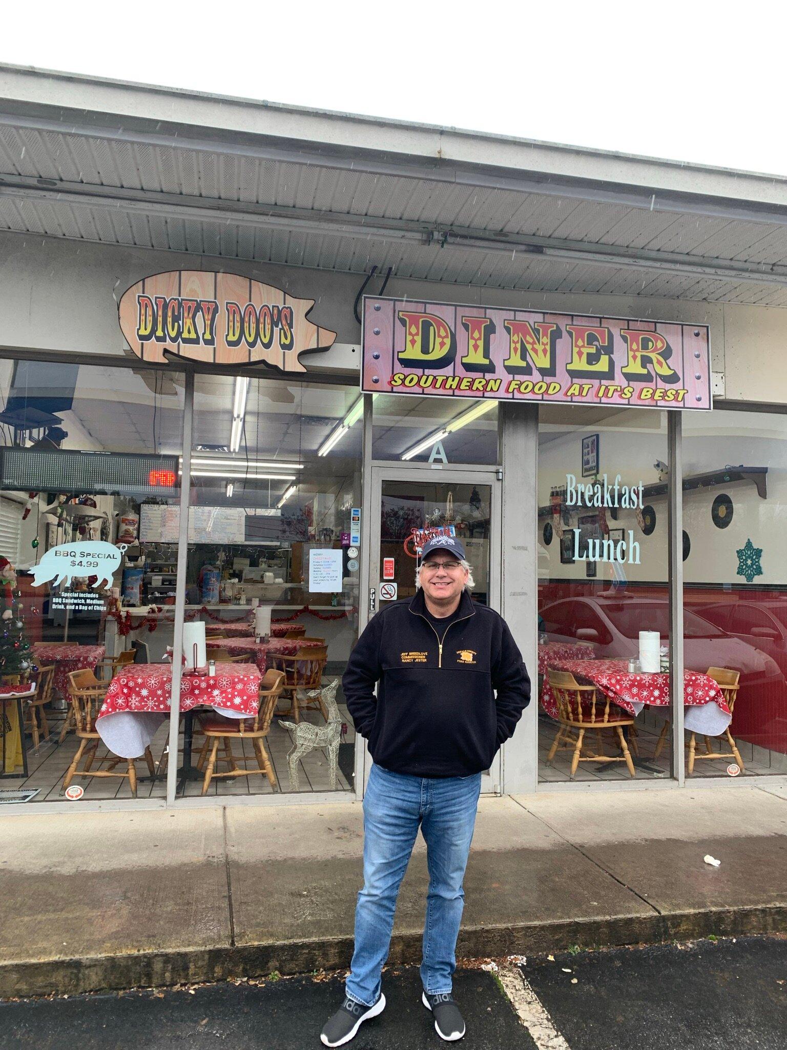 Dicky Doos Diner