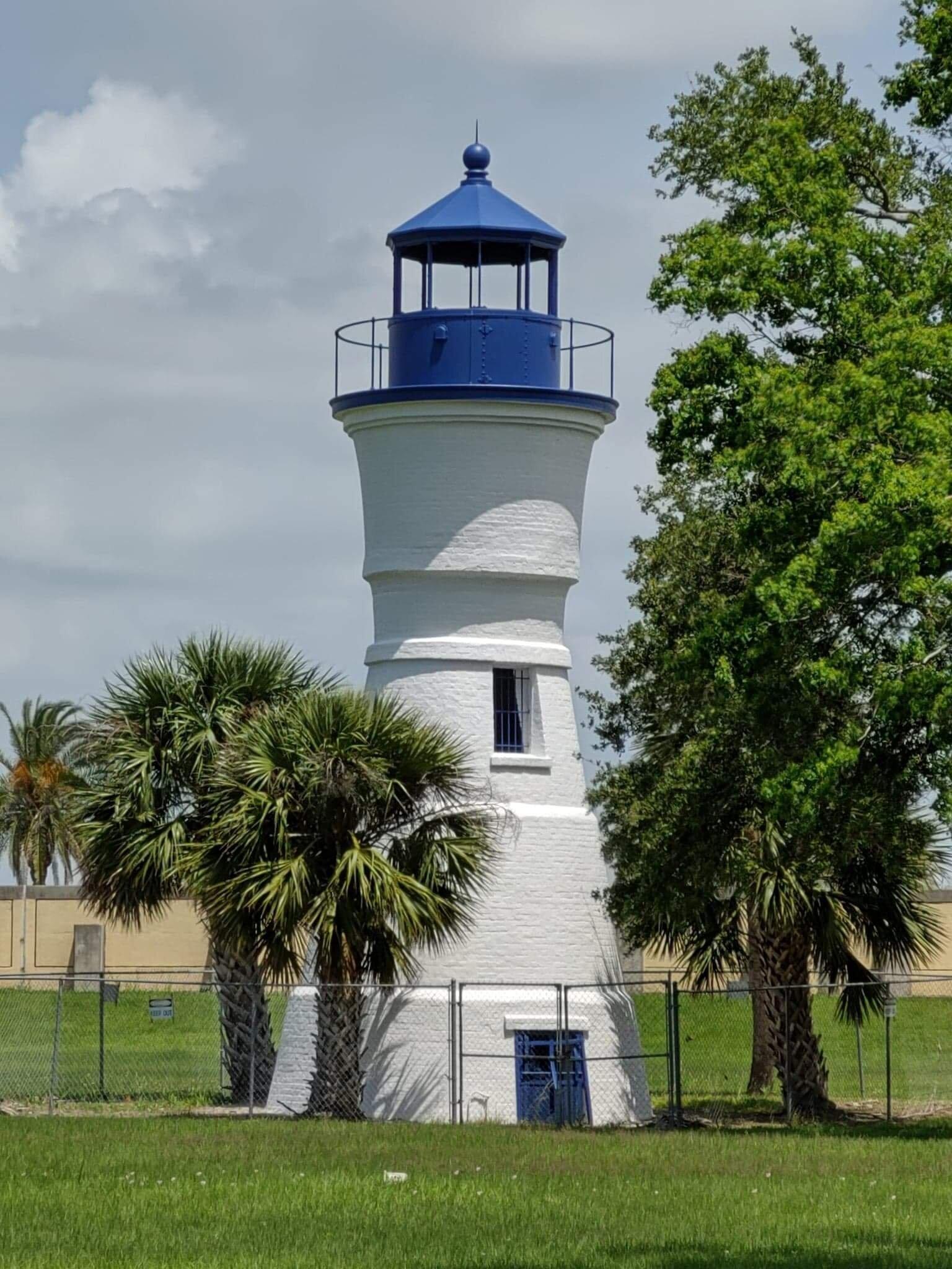 Milneburg Lighthouse