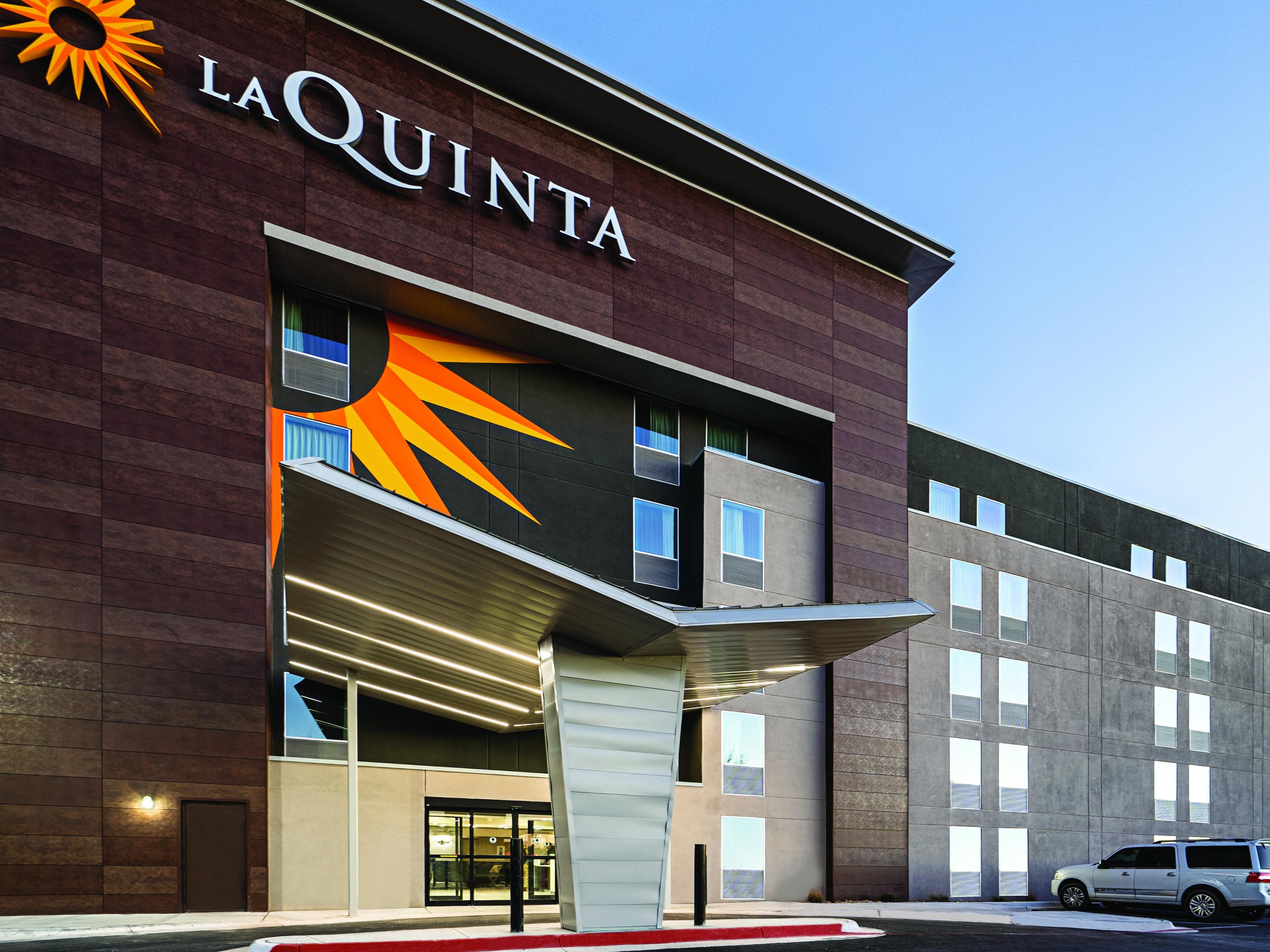 La Quinta Inn & Suites By Wyndham Lubbock West Medical Centr