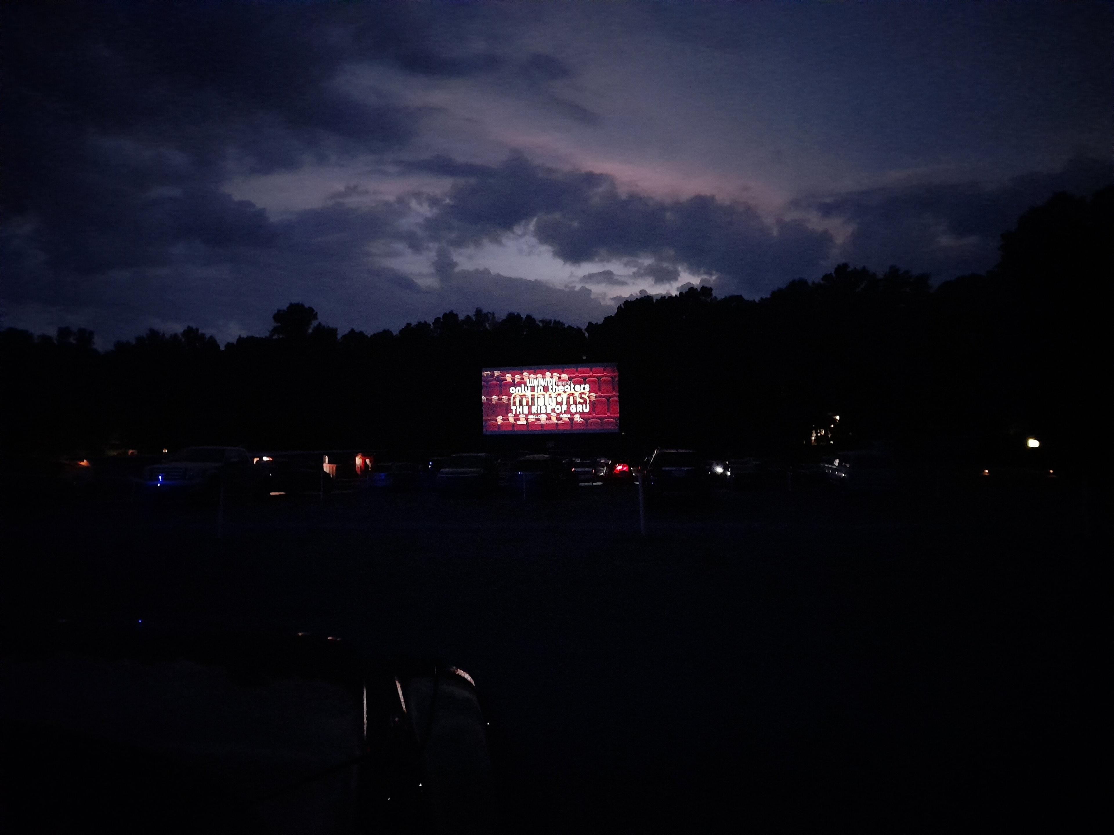 Swingin' Midway Drive In