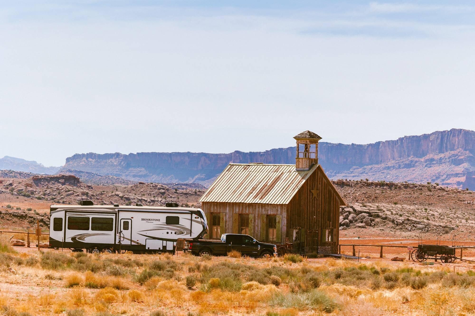 Sun Outdoors Canyonlands Gateway