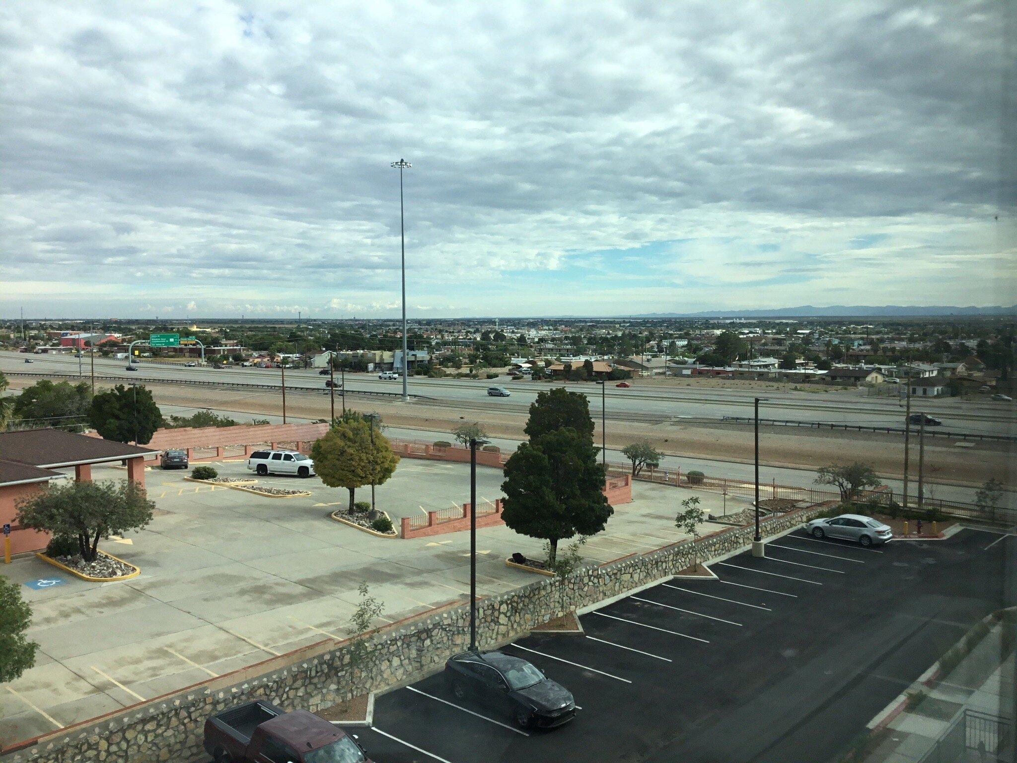 Holiday Inn Express & Suites El Paso North, an IHG Hotel