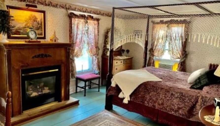 Bella Ella Bed & Breakfast