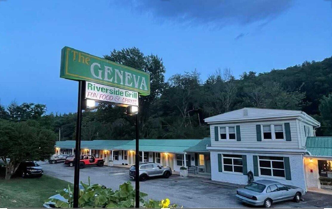 Geneva Riverside Lodging and Tiki Bar & Grill