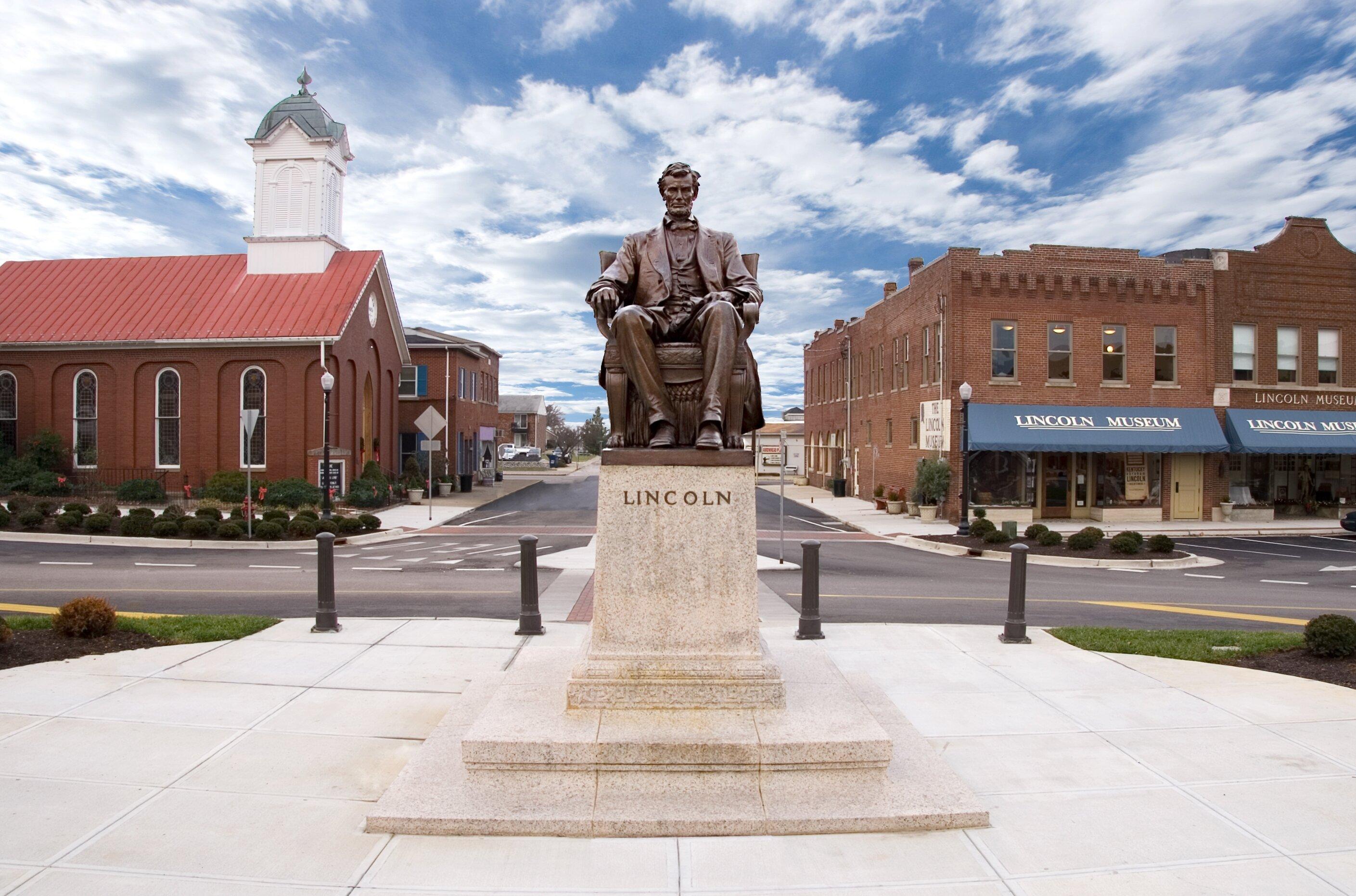 Lincoln Statue