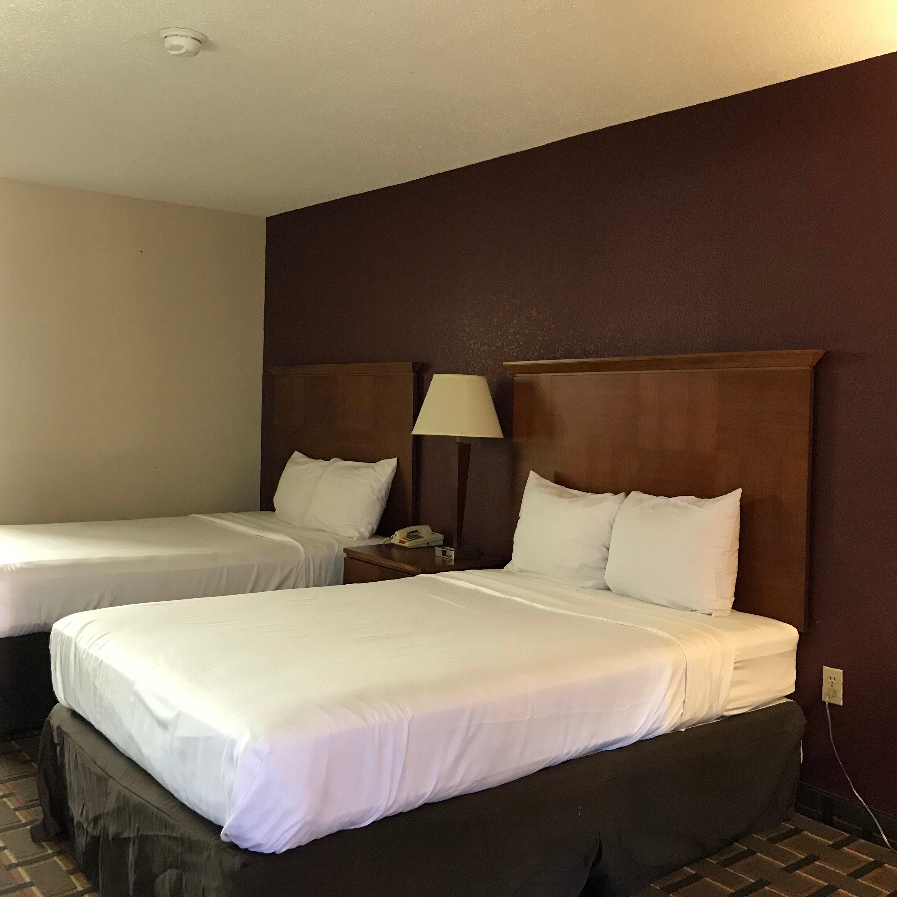 Days Inn & Suites by Wyndham Bossier City