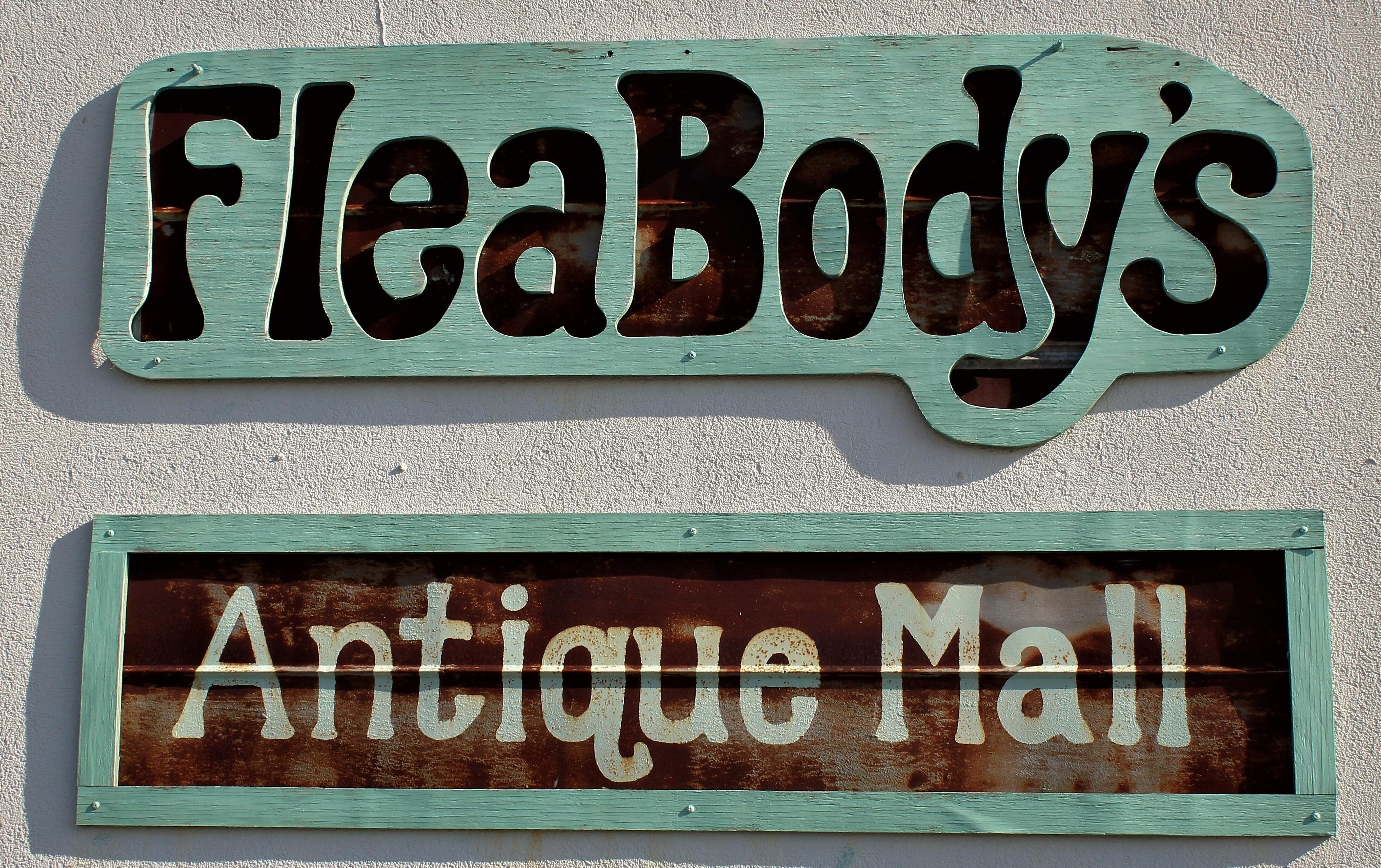 Flea Body's Vintage & Home Decor