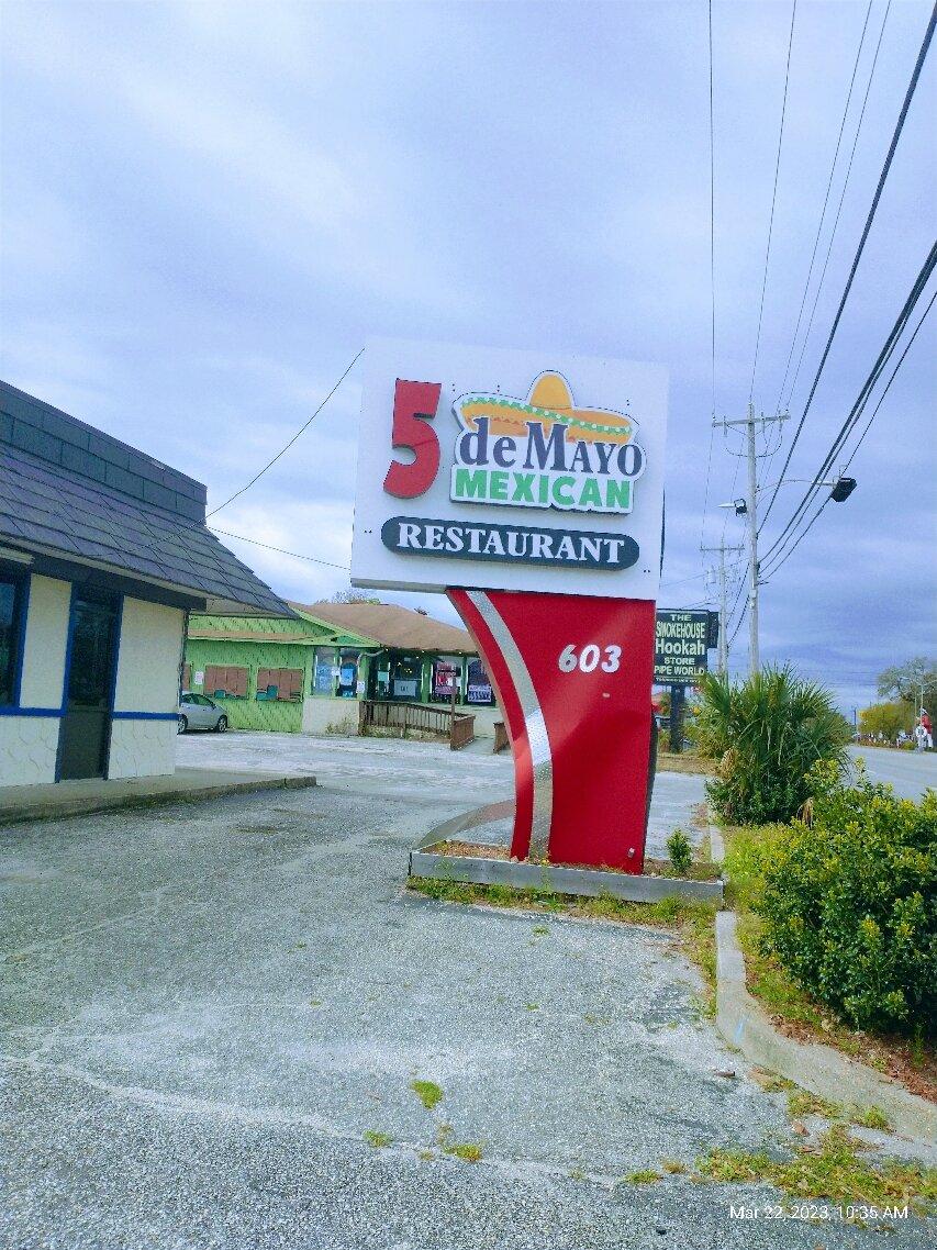 5 De Mayo Mexican Restaurant