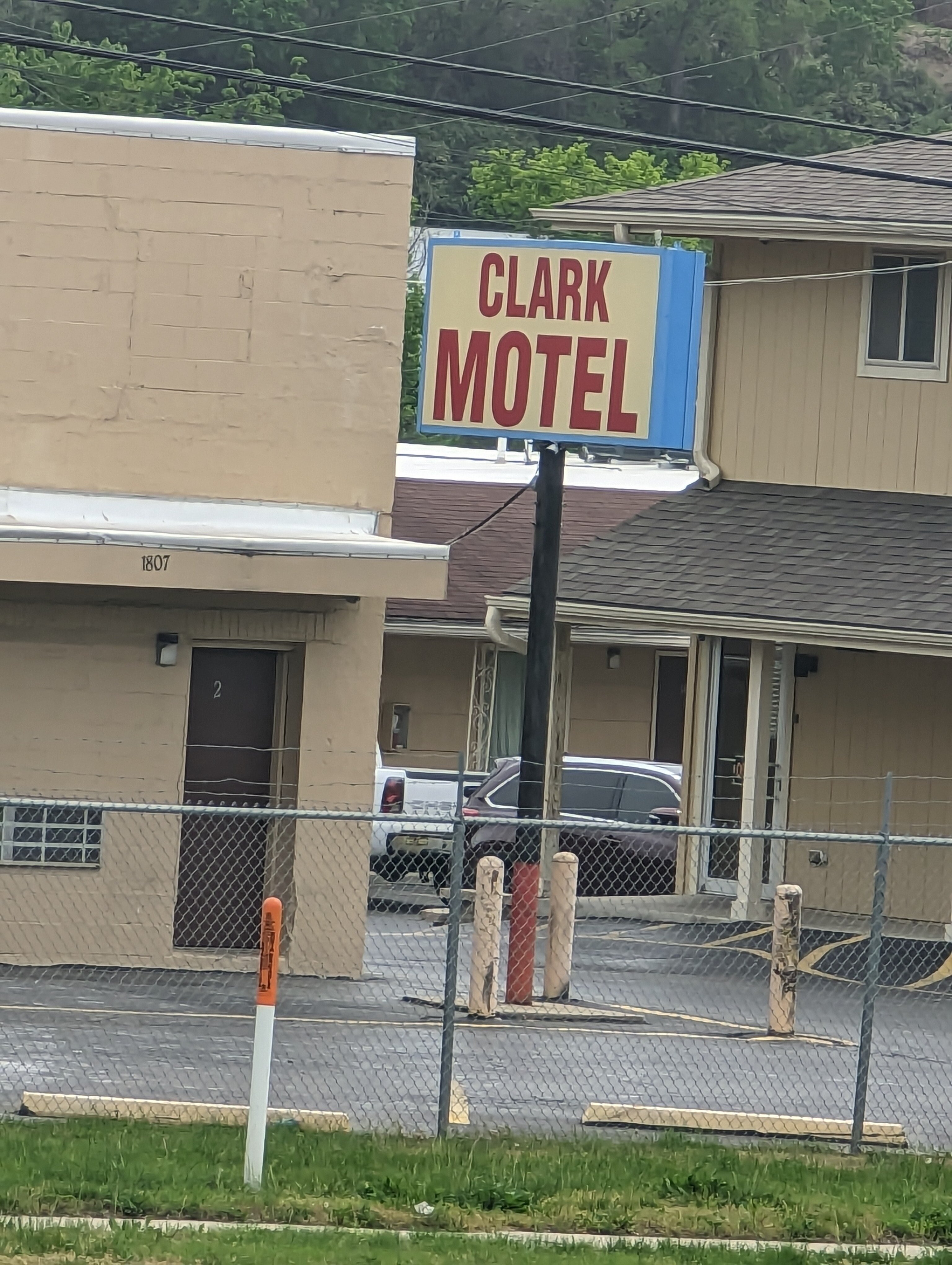 Clarks Motel