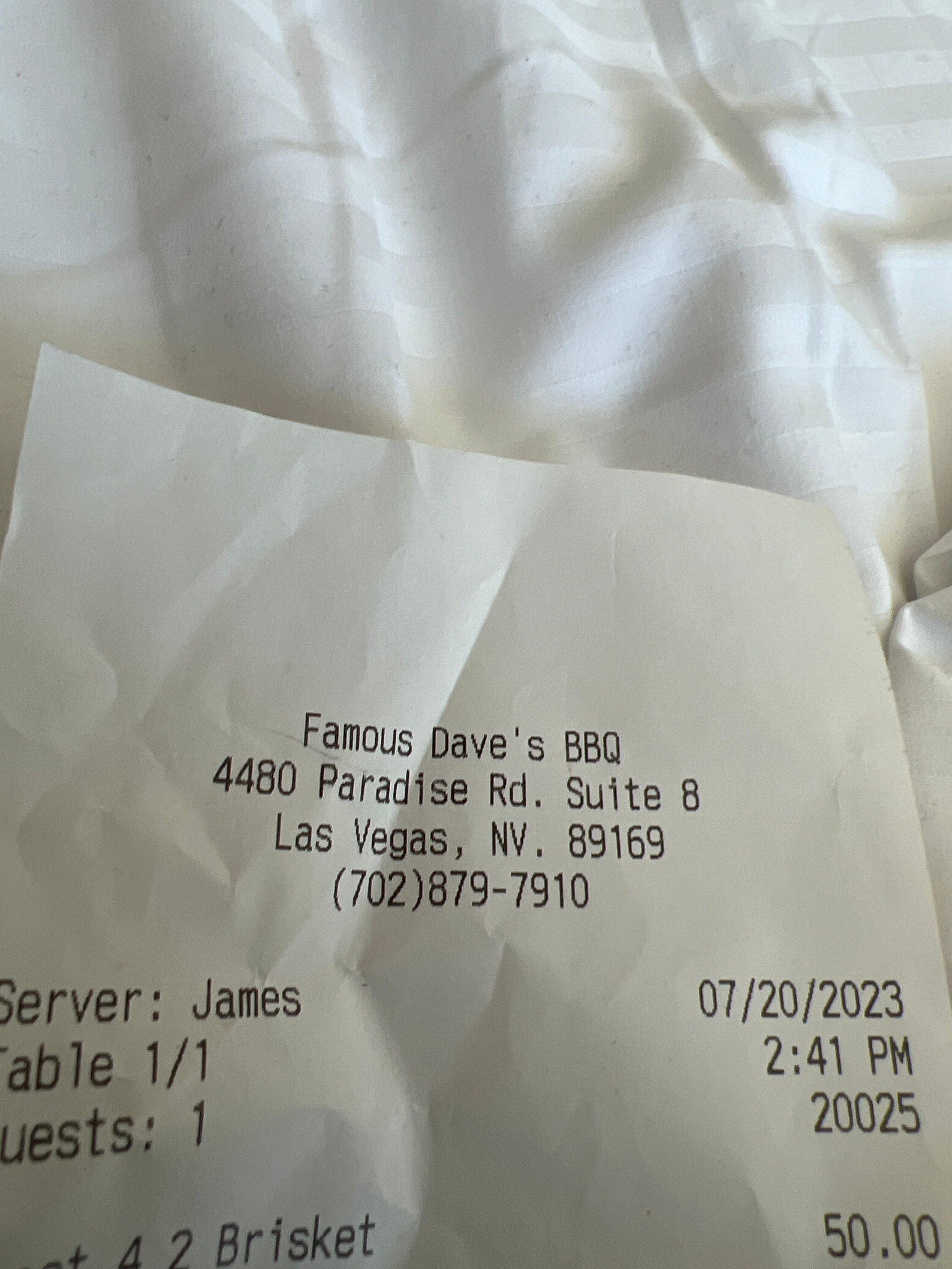 Famous Dave's Quick Que