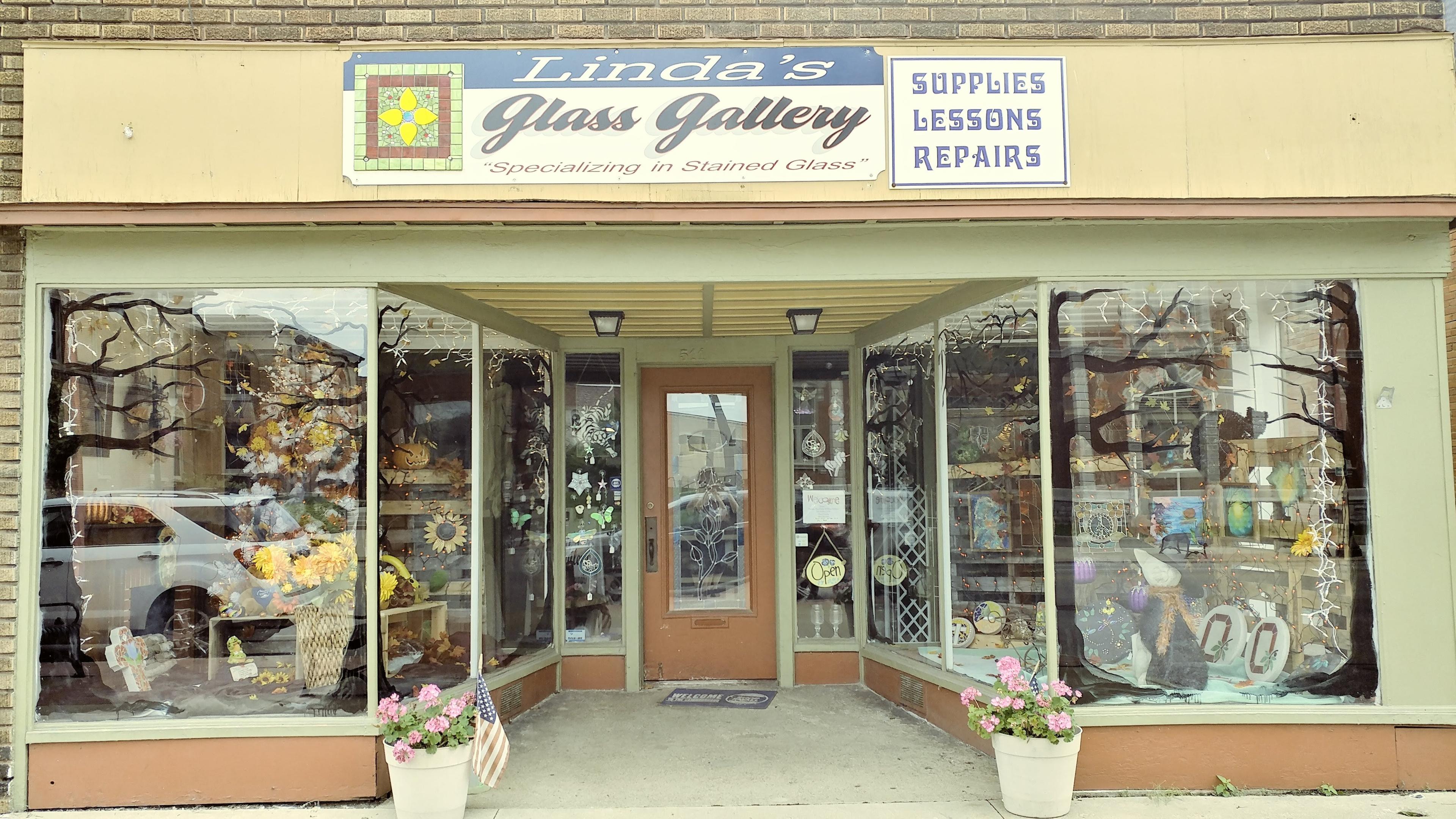 Linda's Glass Gallery