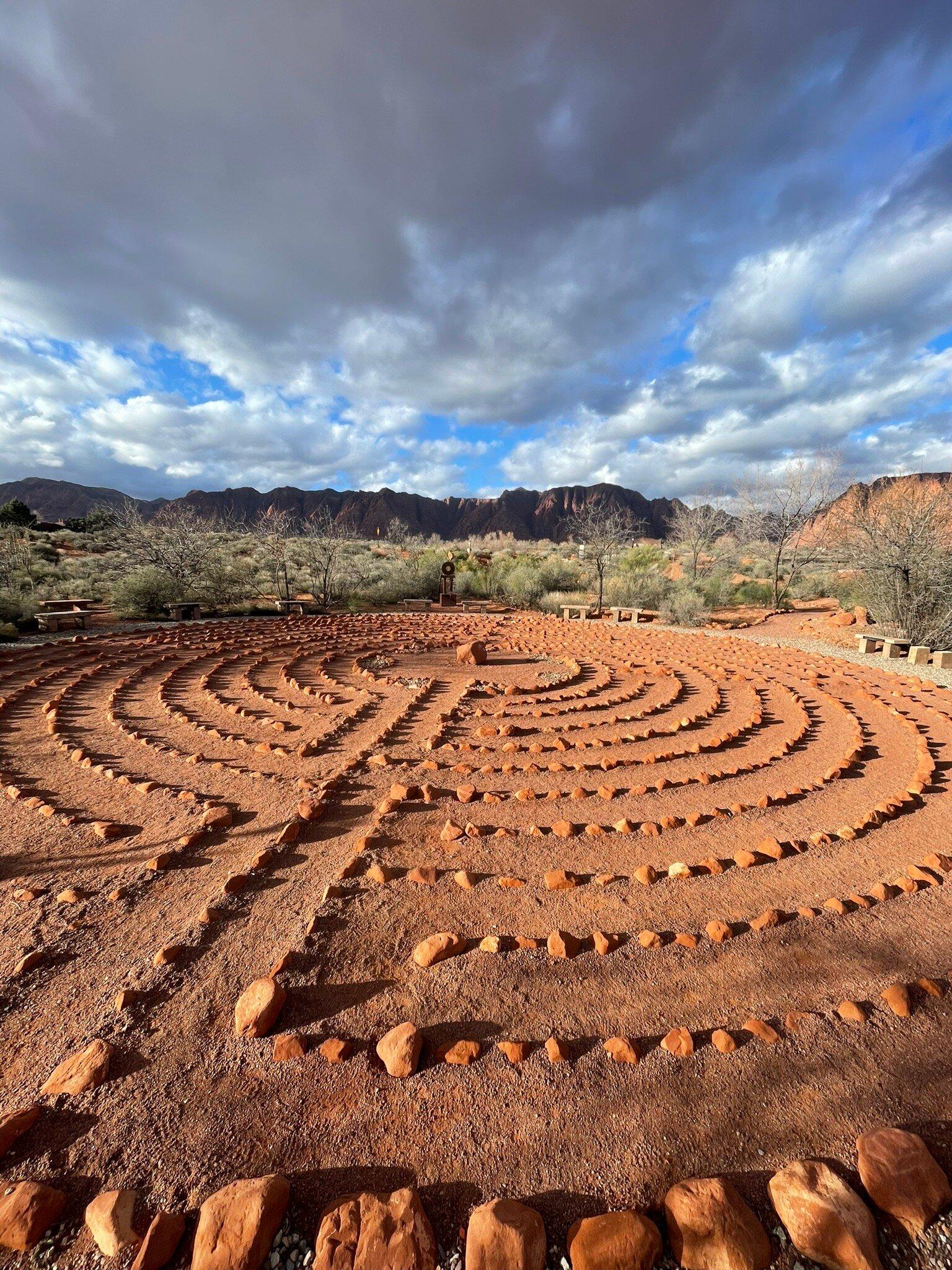 Kayenta Desert Rose Labyrinth