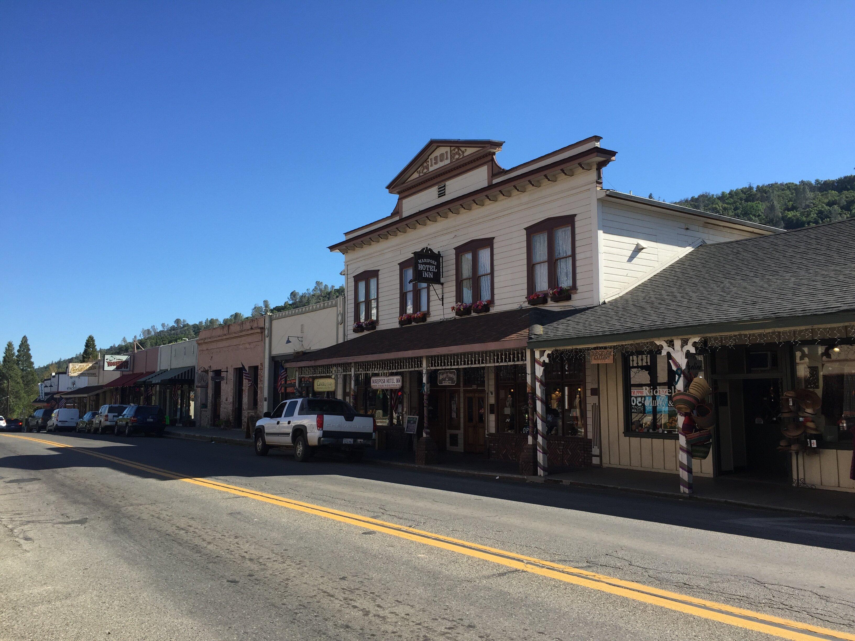 Mariposa Marketplace