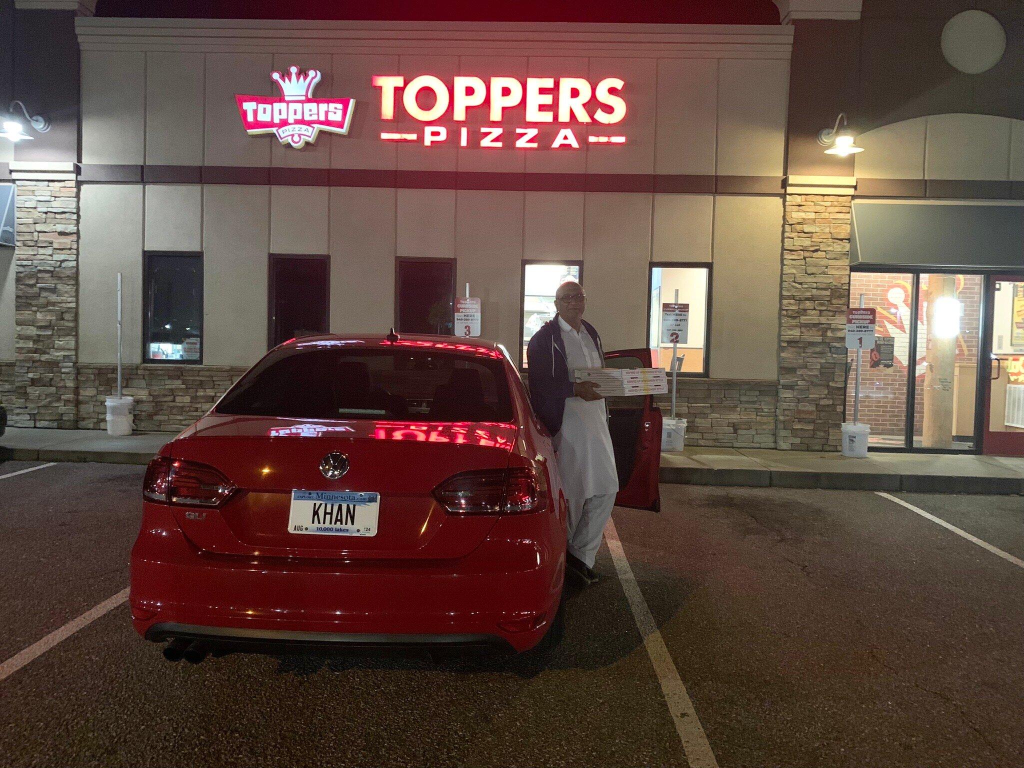 Toppers Pizza