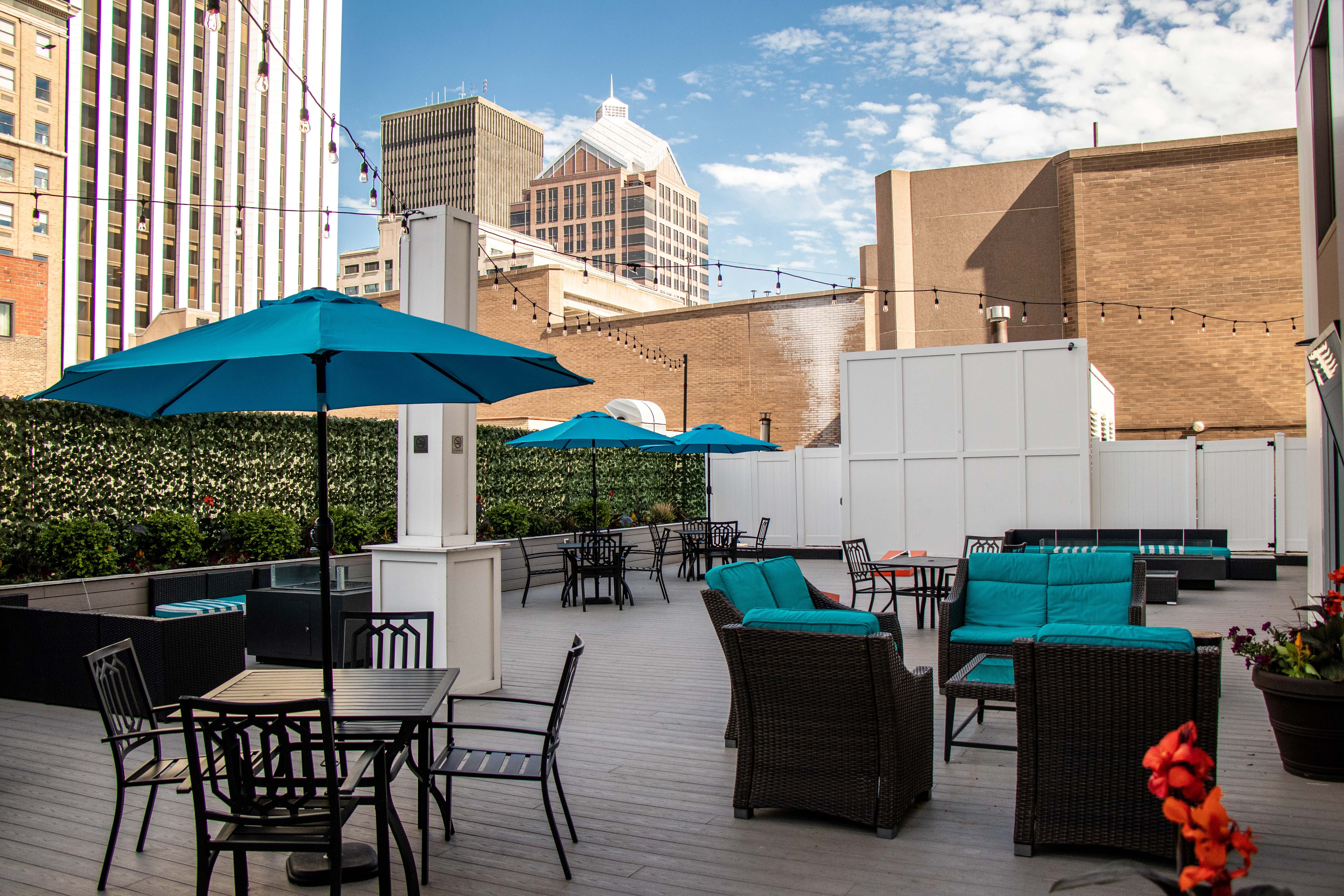 Center City Terrace + Lounge