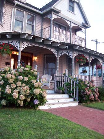 Inn at Poplar Corner