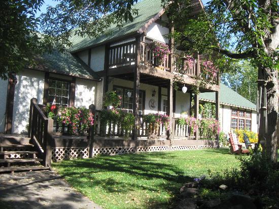 Hamilton House Bed & Breakfast Inn