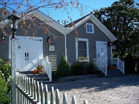 Carriage House at 26 Pearl