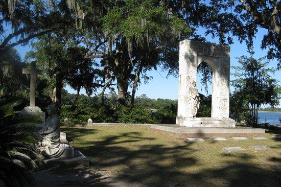 Savannah Heritage Tours