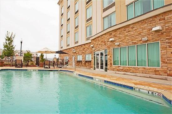 Holiday Inn Express & Suites Columbus at Northlake, an IHG Hotel