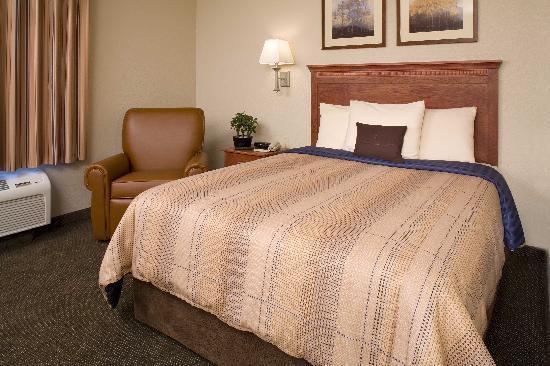 Candlewood Suites Pearland, an IHG Hotel